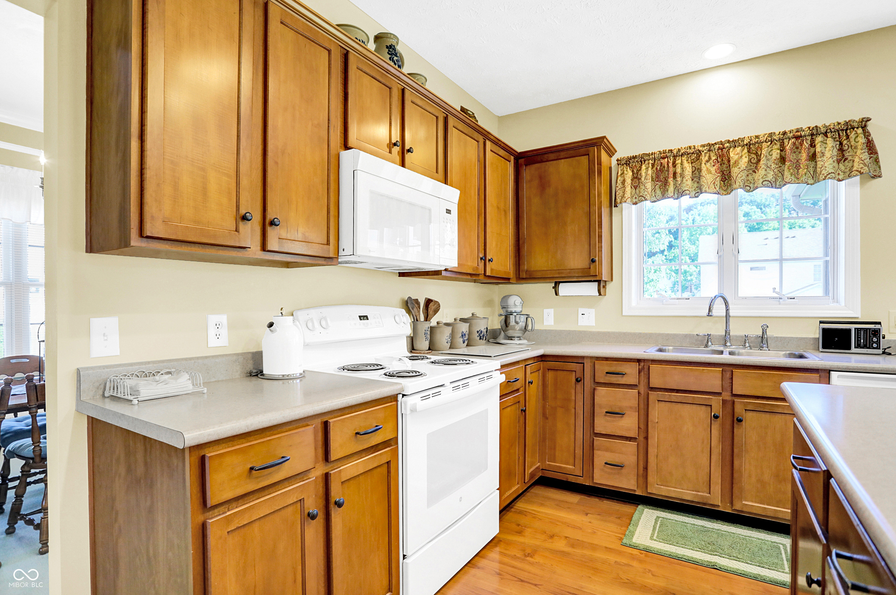 8902 Sommerwood Drive