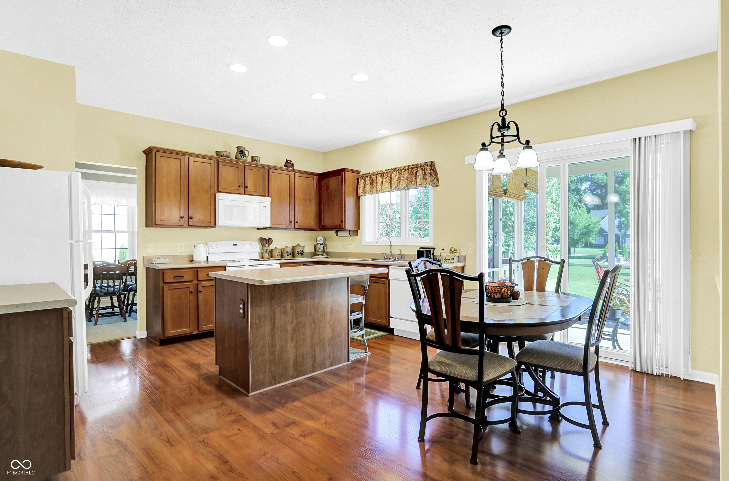 8902 Sommerwood Drive