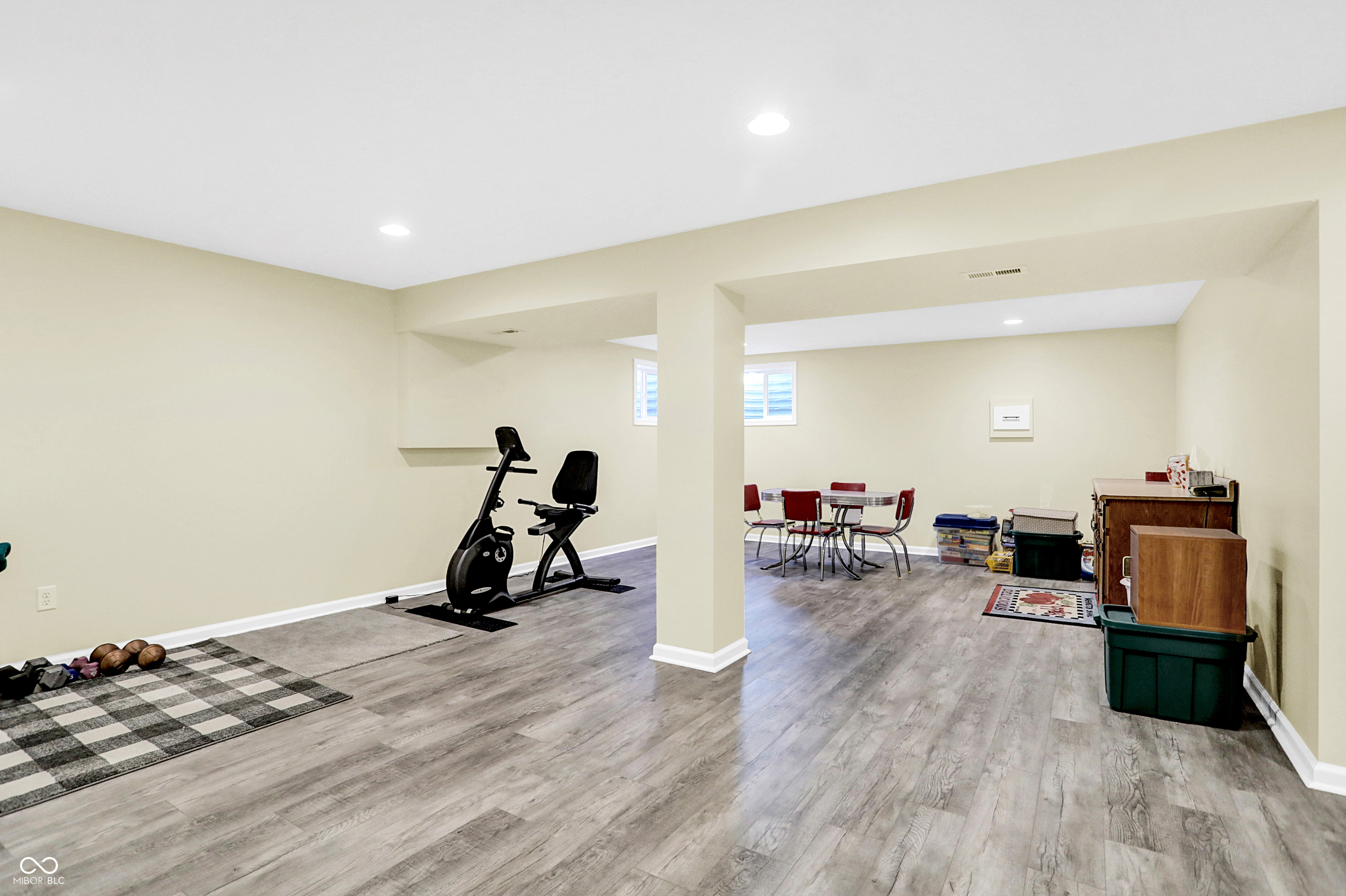 8902 Sommerwood Drive