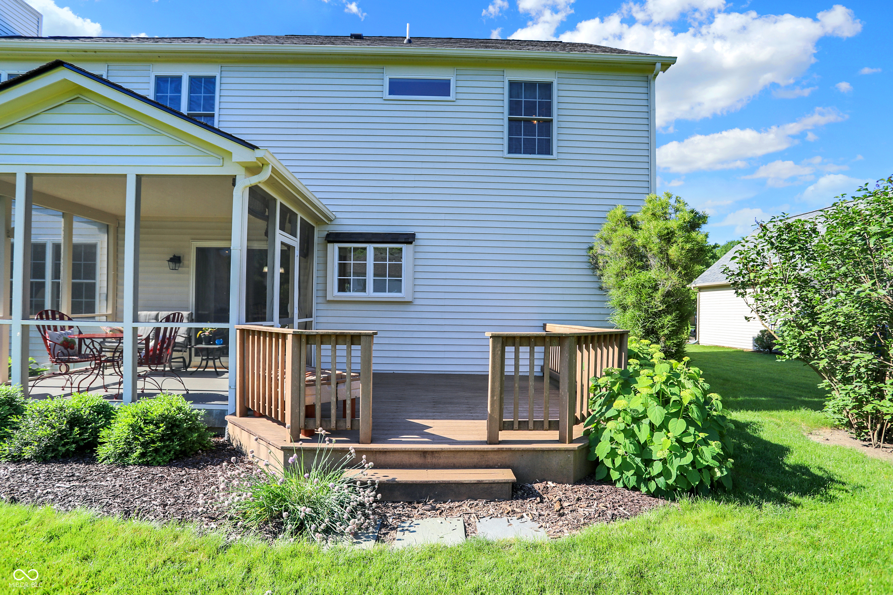 8902 Sommerwood Drive