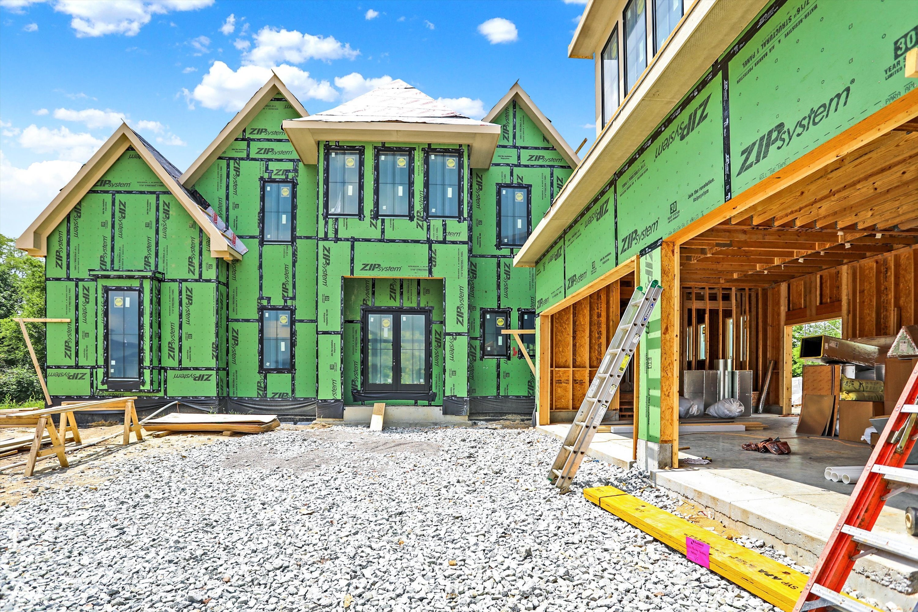 45 Chatham Hills Boulevard