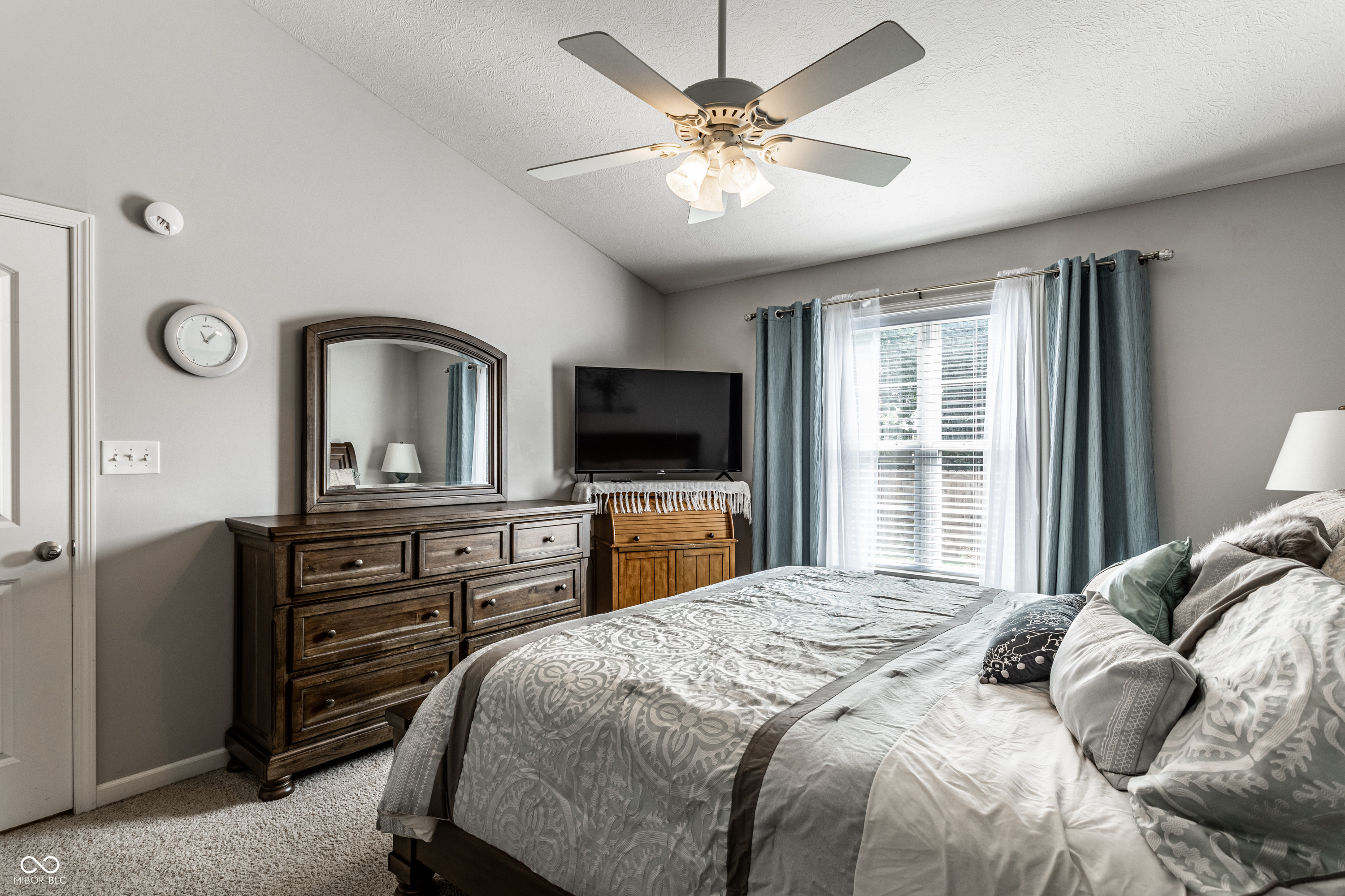 3771 White Cliff Way