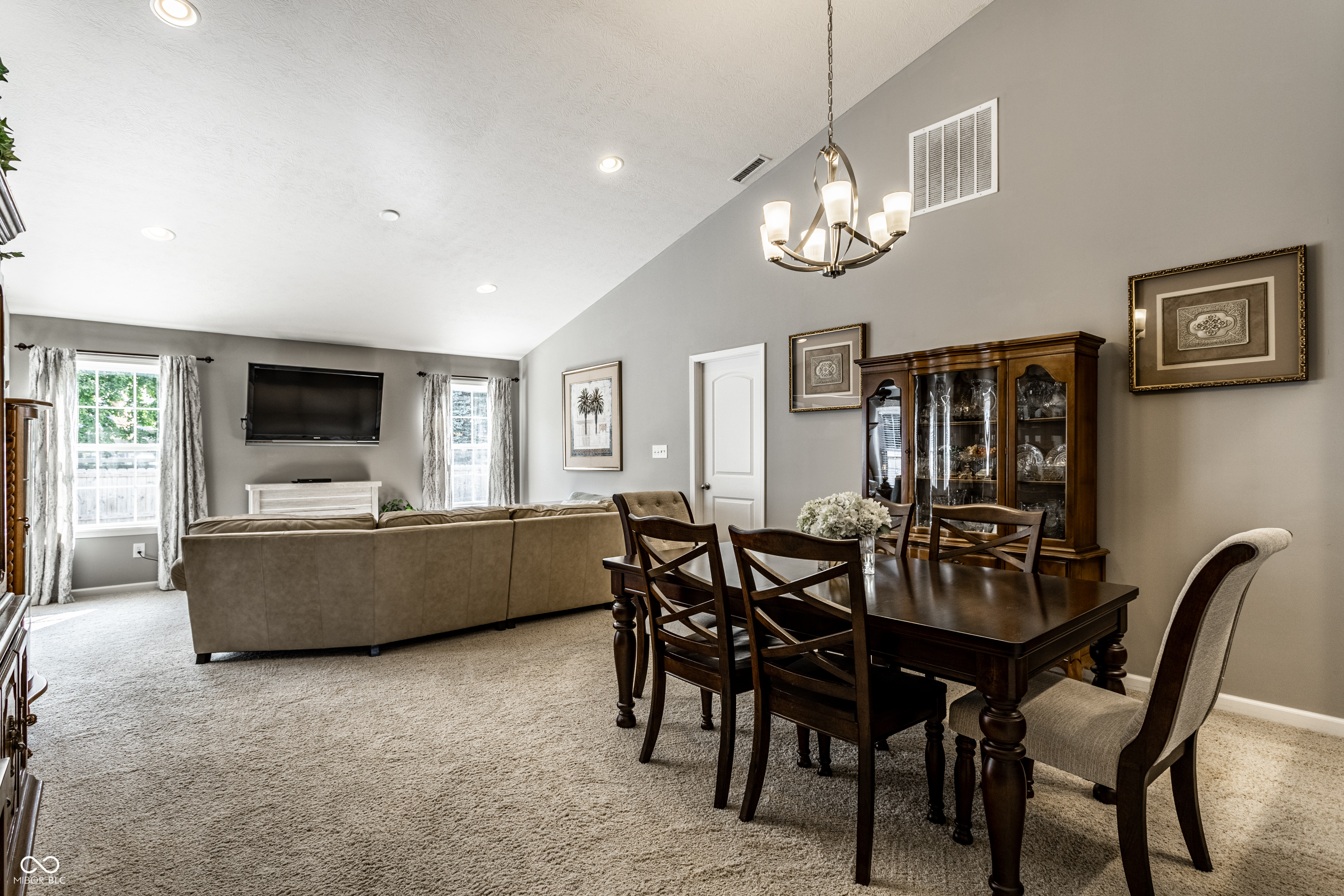 3771 White Cliff Way