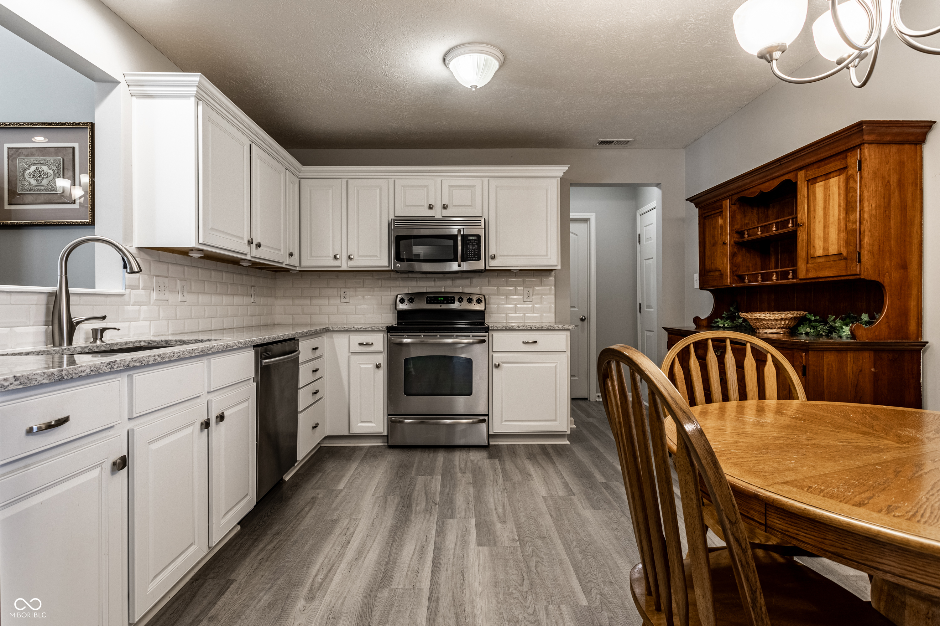 3771 White Cliff Way