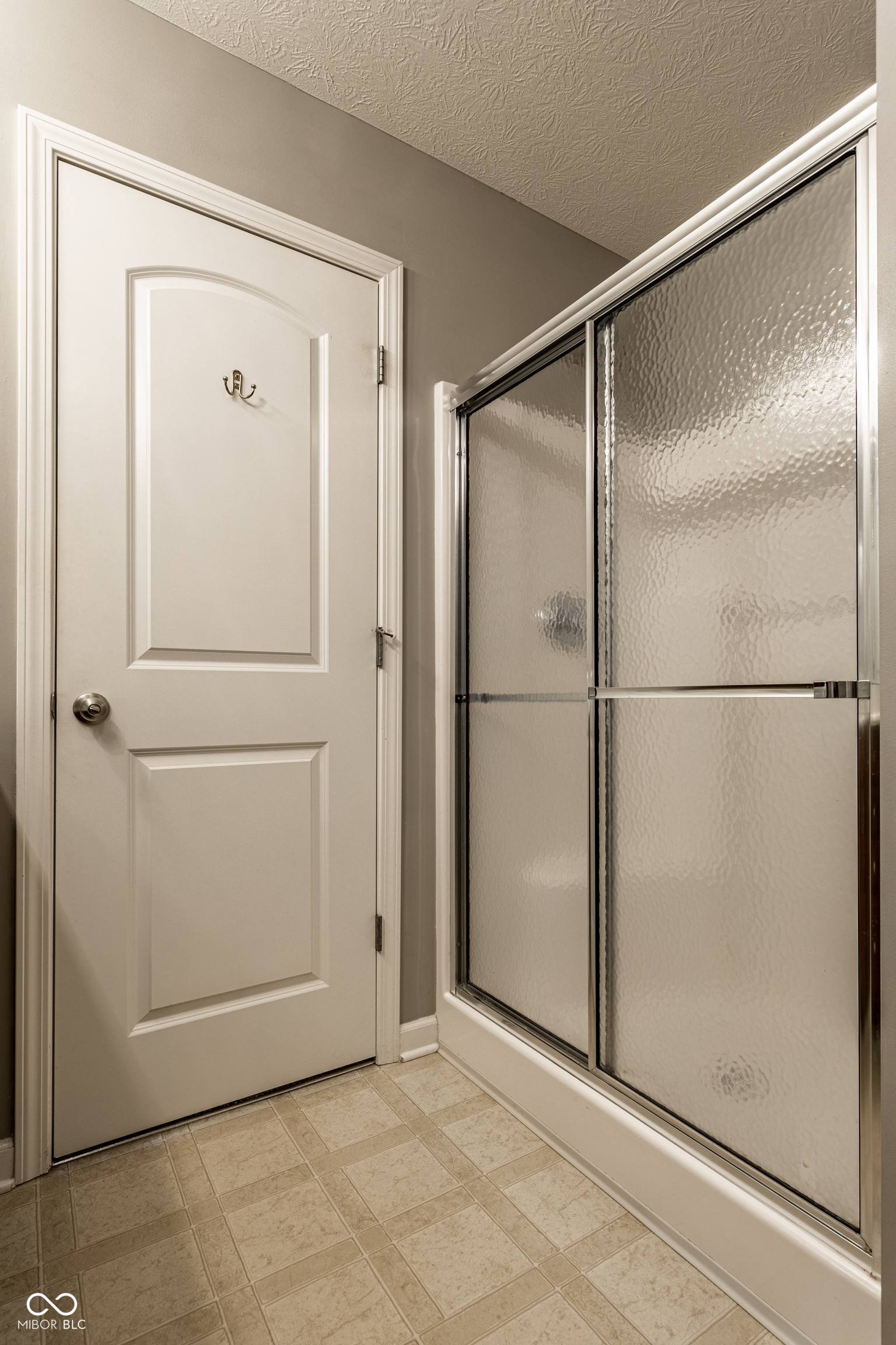 3771 White Cliff Way