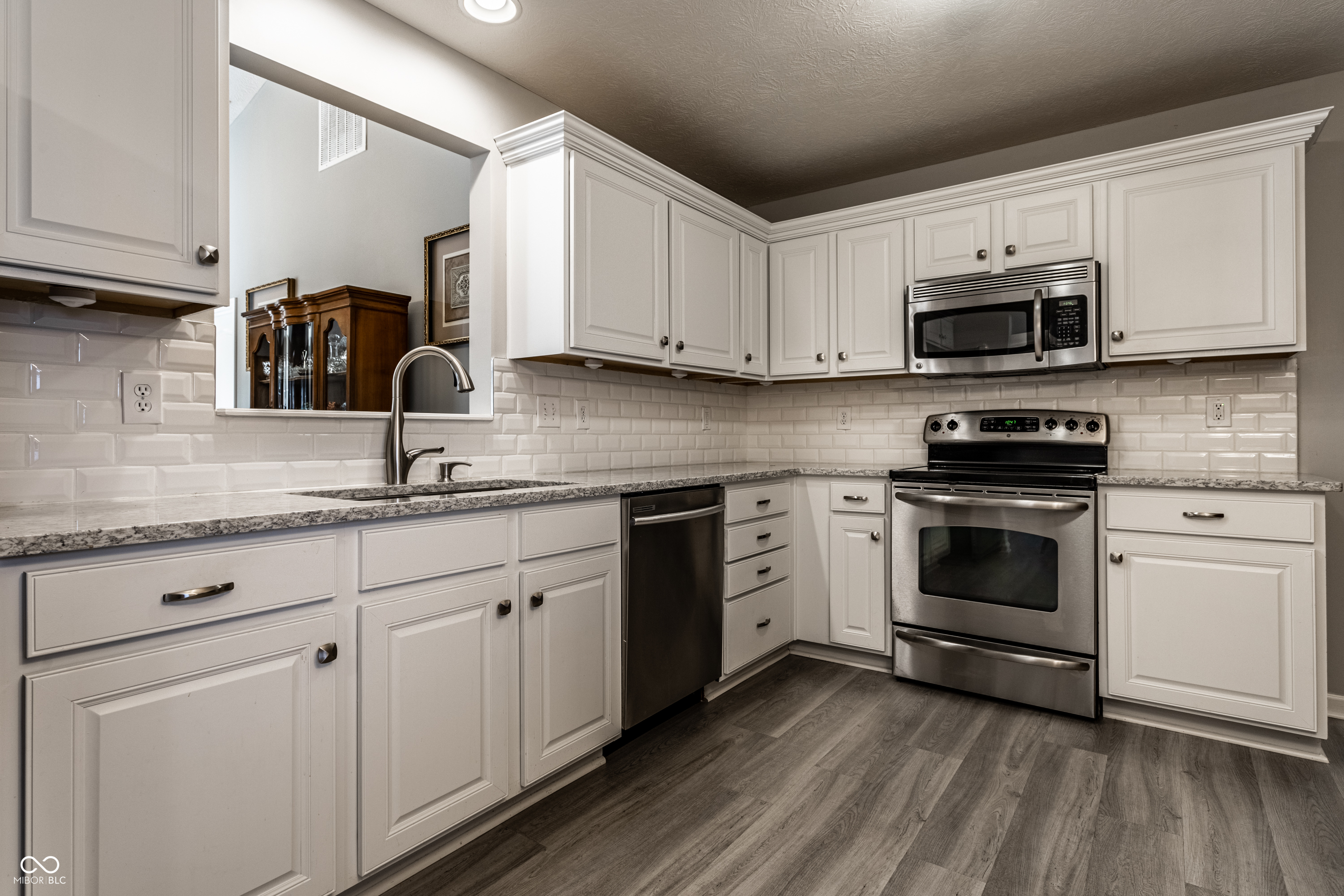 3771 White Cliff Way