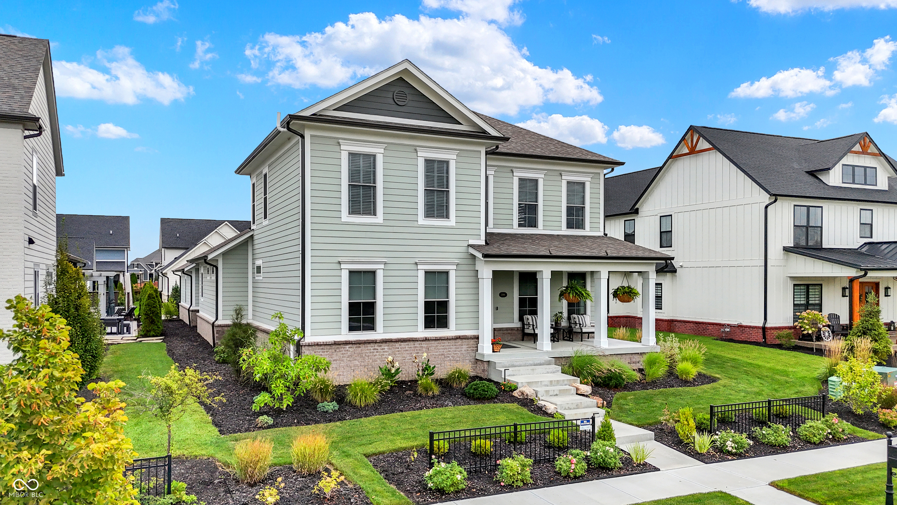 14991 Oak Hollow Lane W