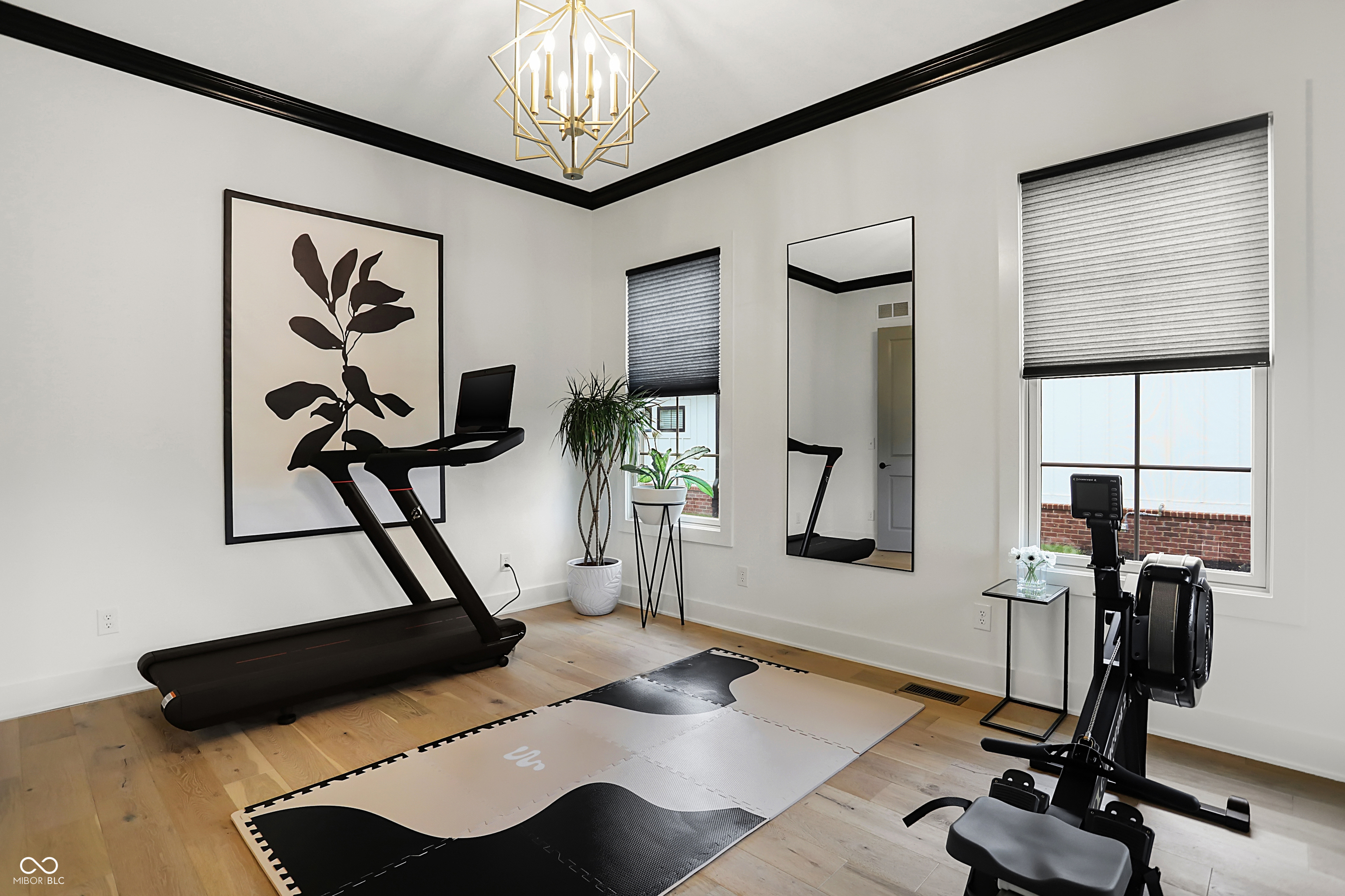 14991 Oak Hollow Lane W