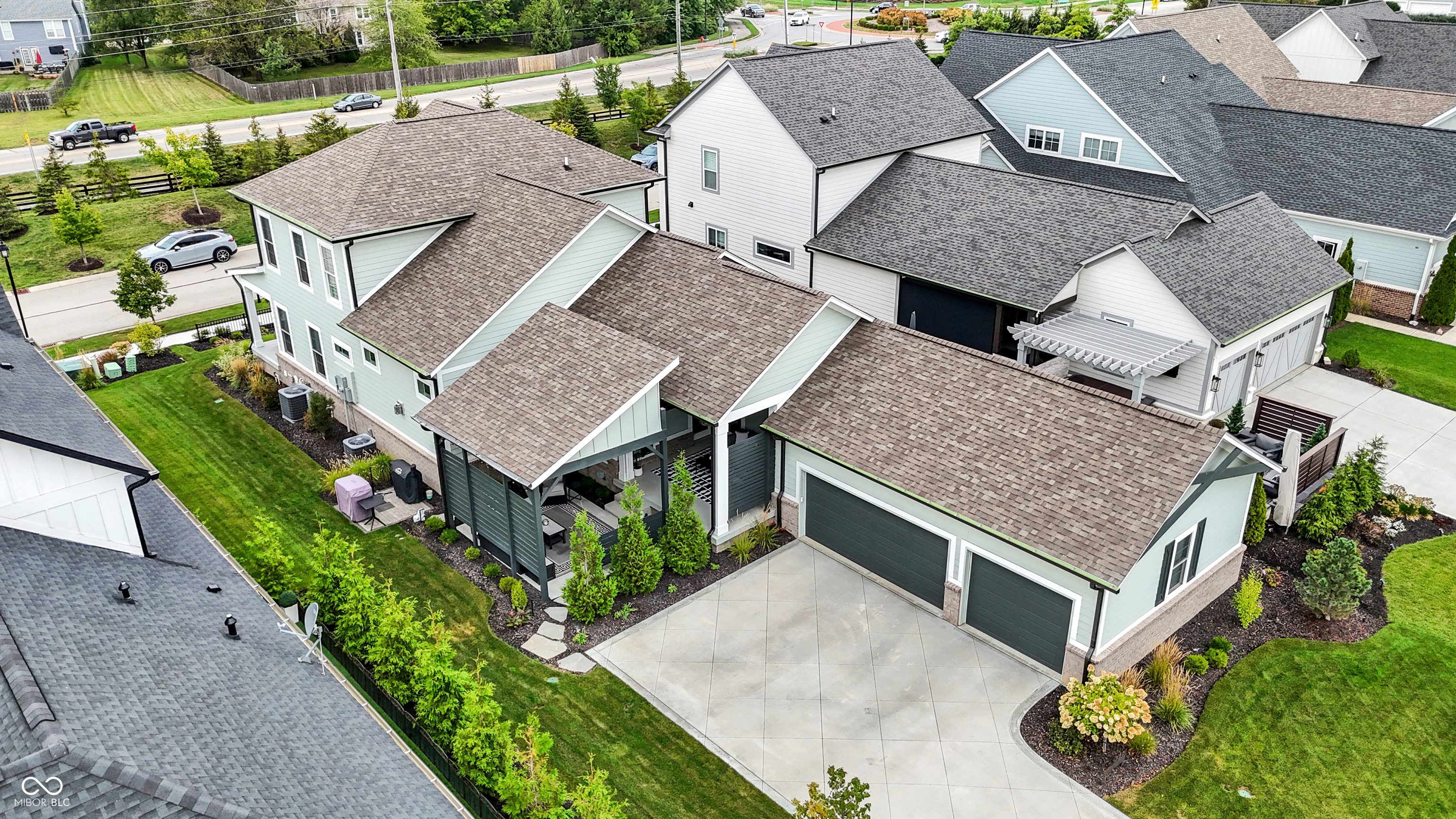 14991 Oak Hollow Lane W