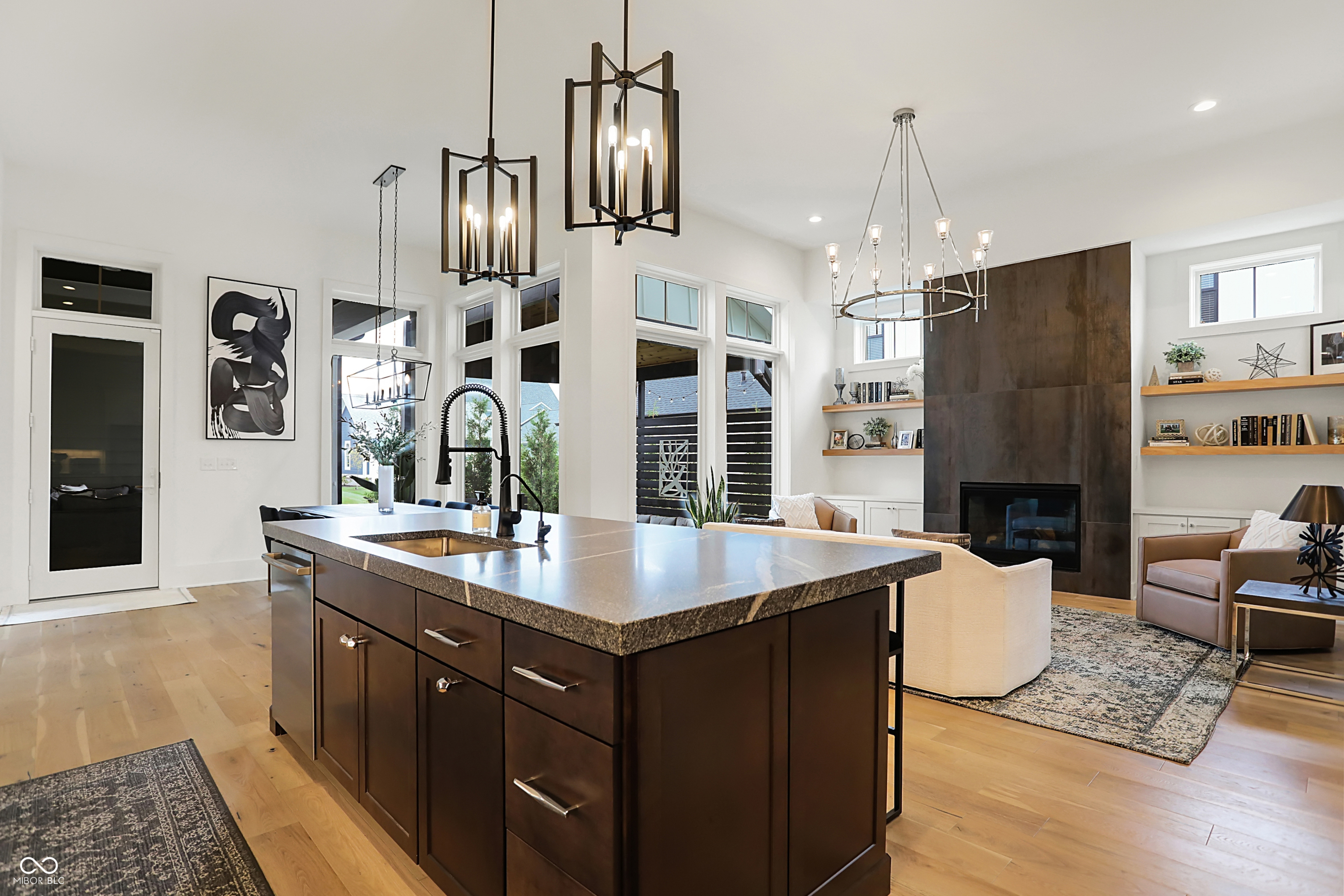 14991 Oak Hollow Lane W