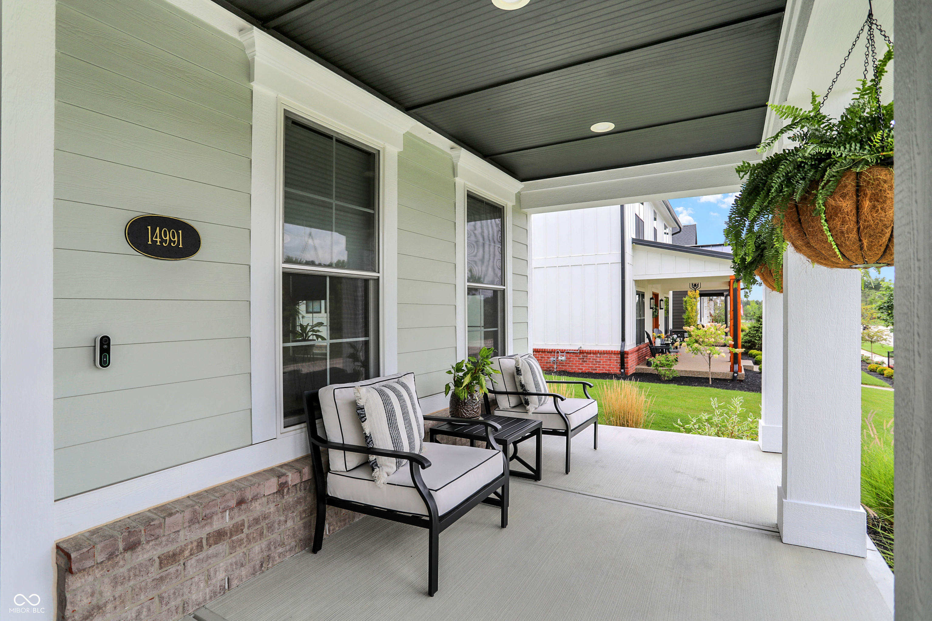 14991 Oak Hollow Lane W