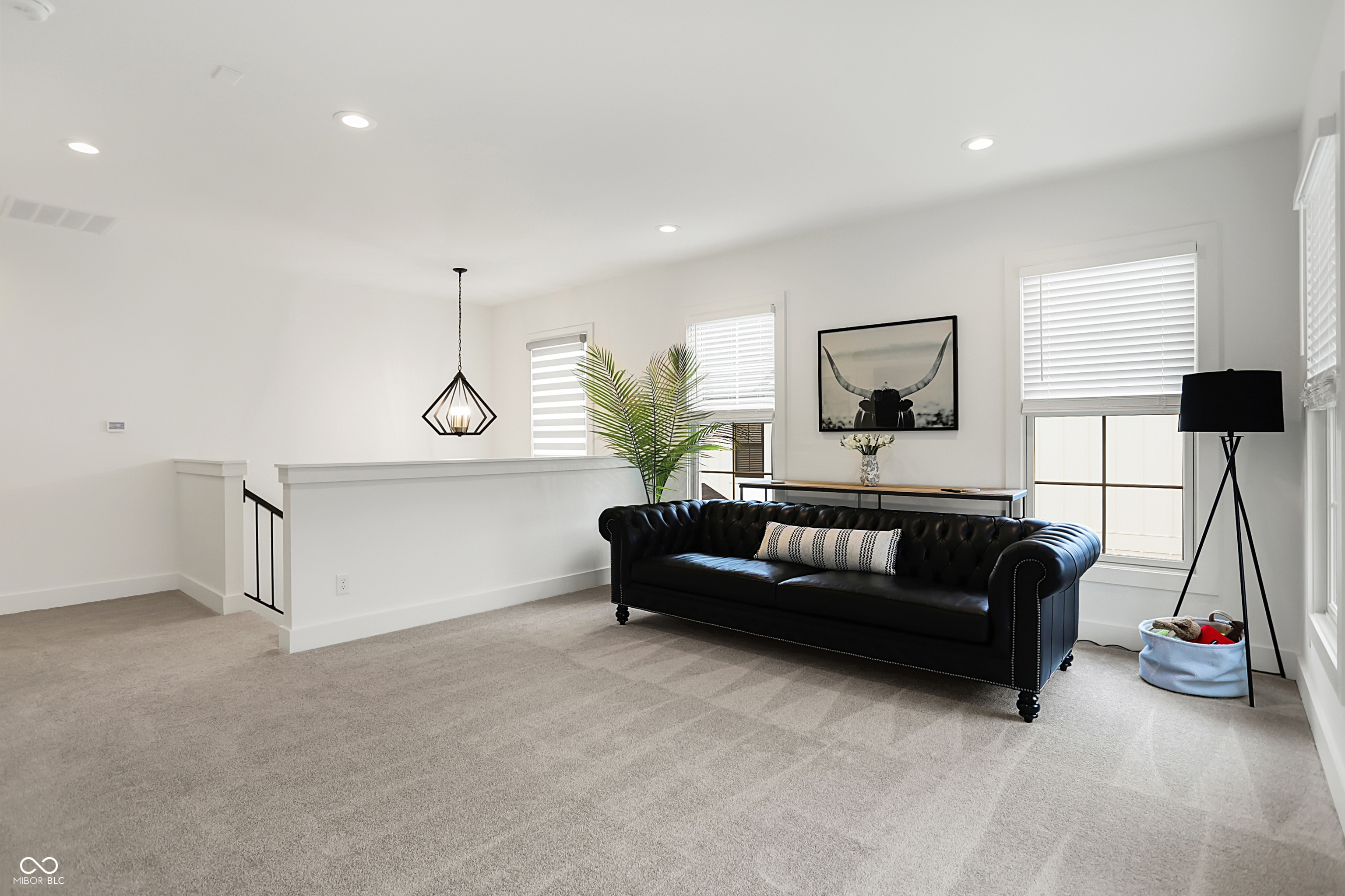 14991 Oak Hollow Lane W