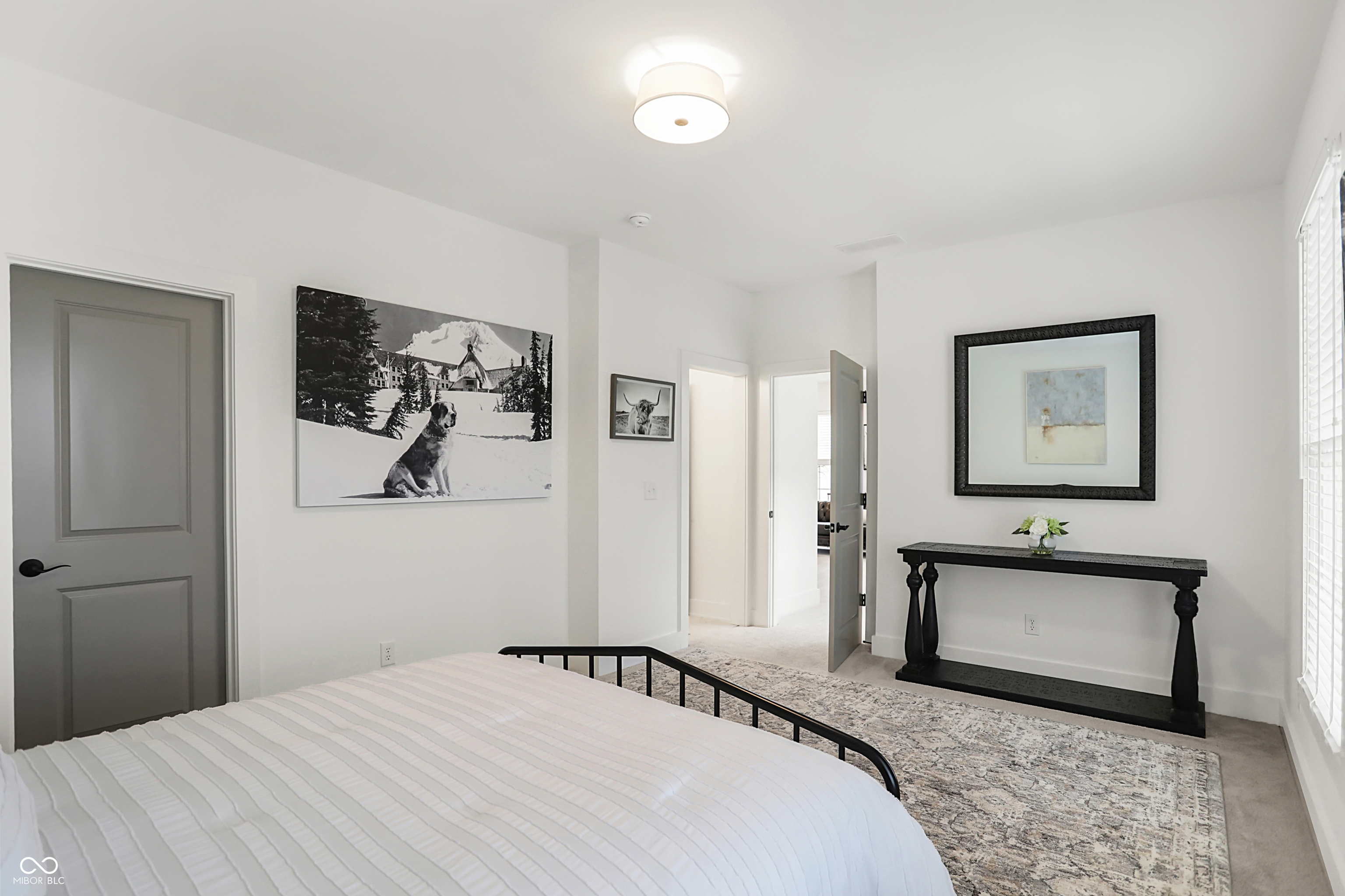 14991 Oak Hollow Lane W