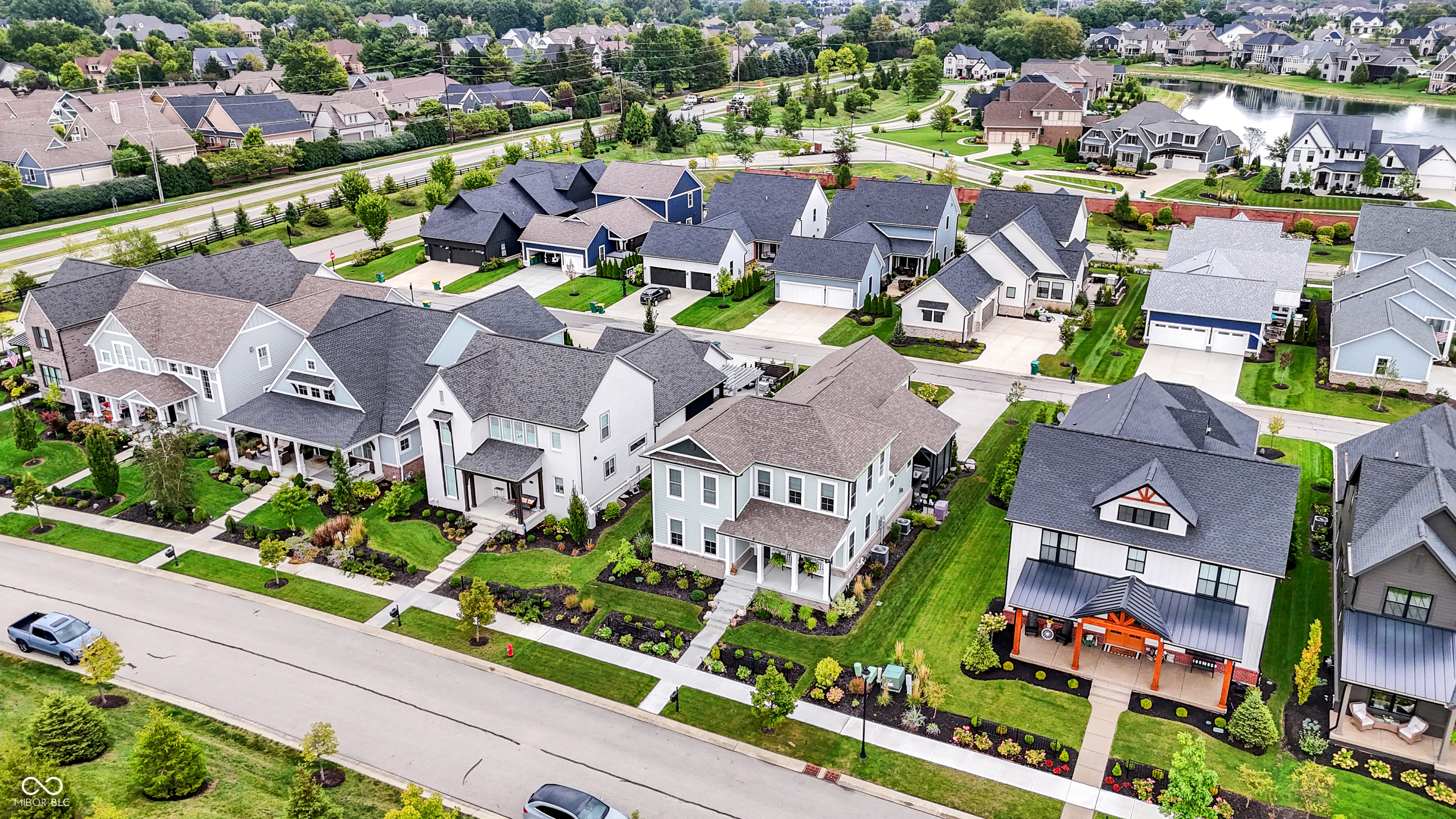 14991 Oak Hollow Lane W