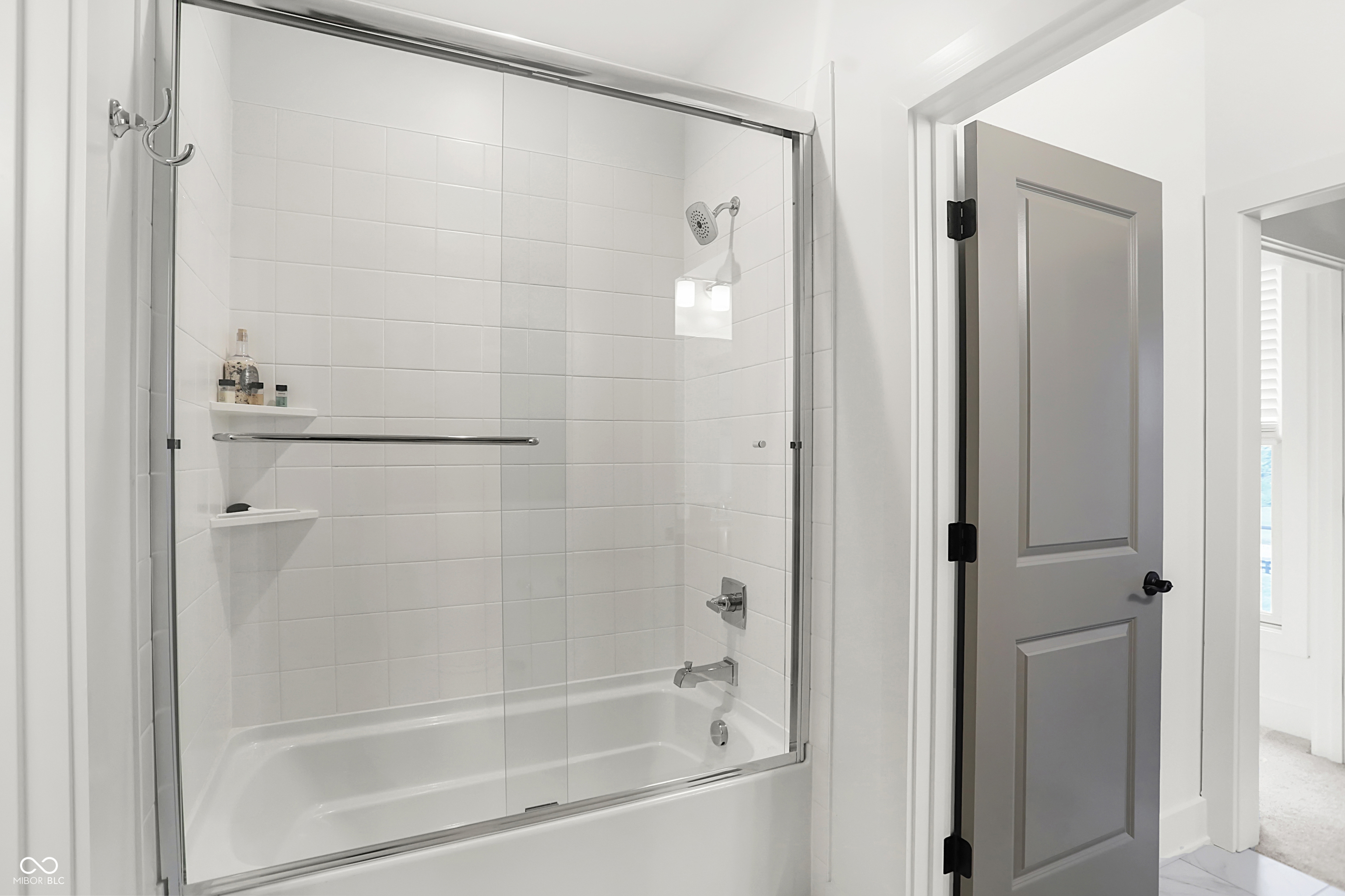 14991 Oak Hollow Lane W