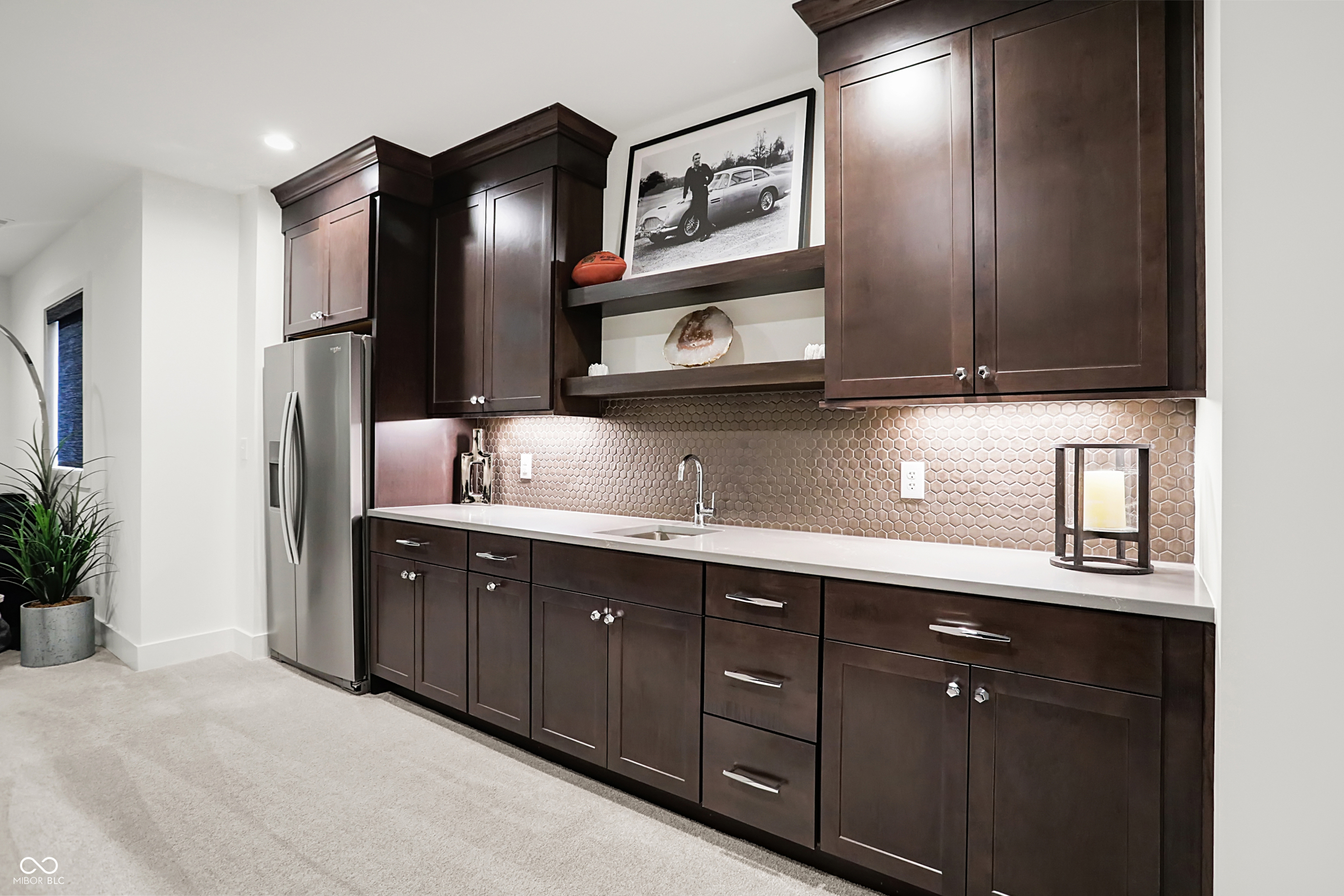 14991 Oak Hollow Lane W