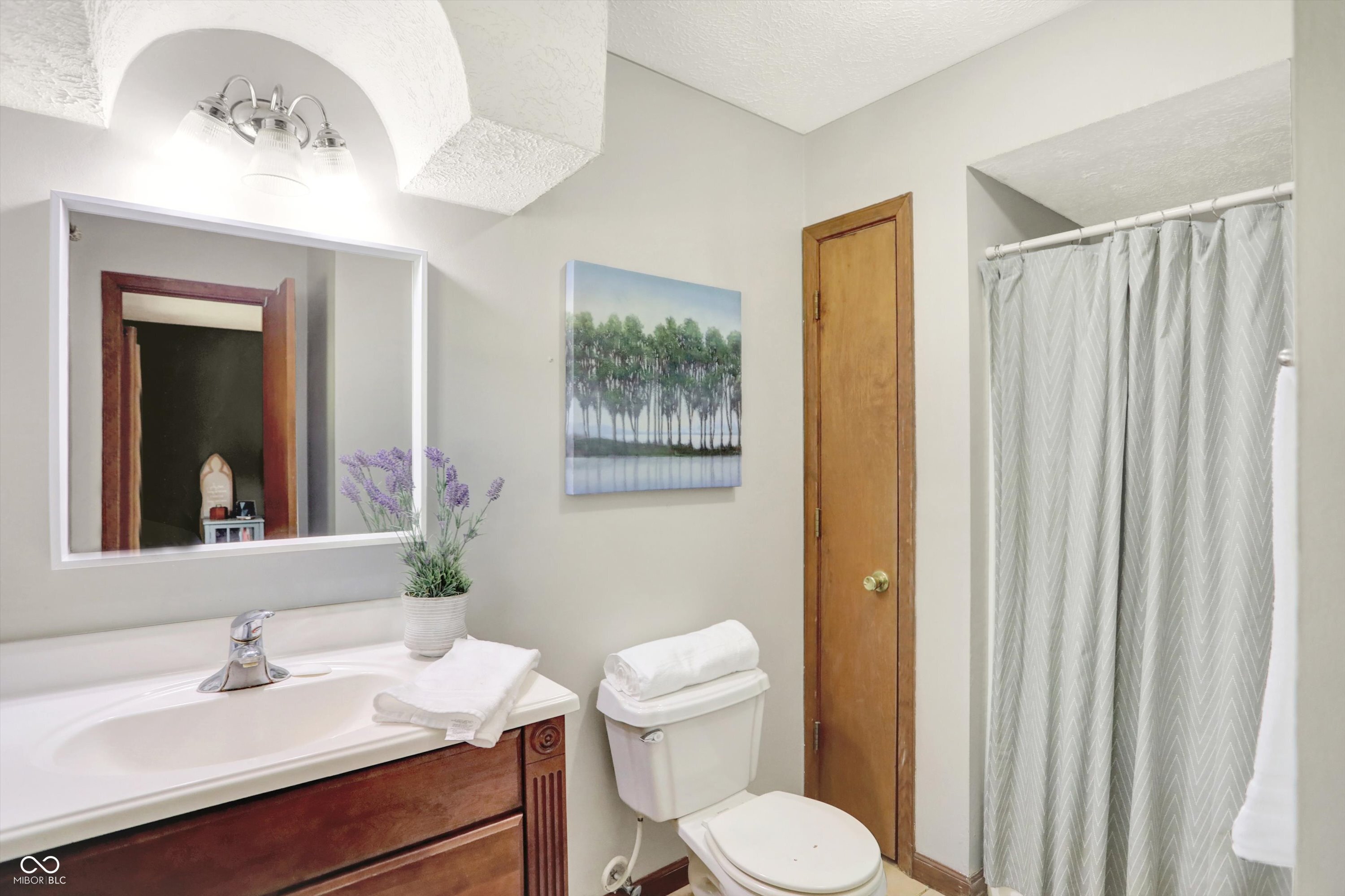 19265 Edgewood Court