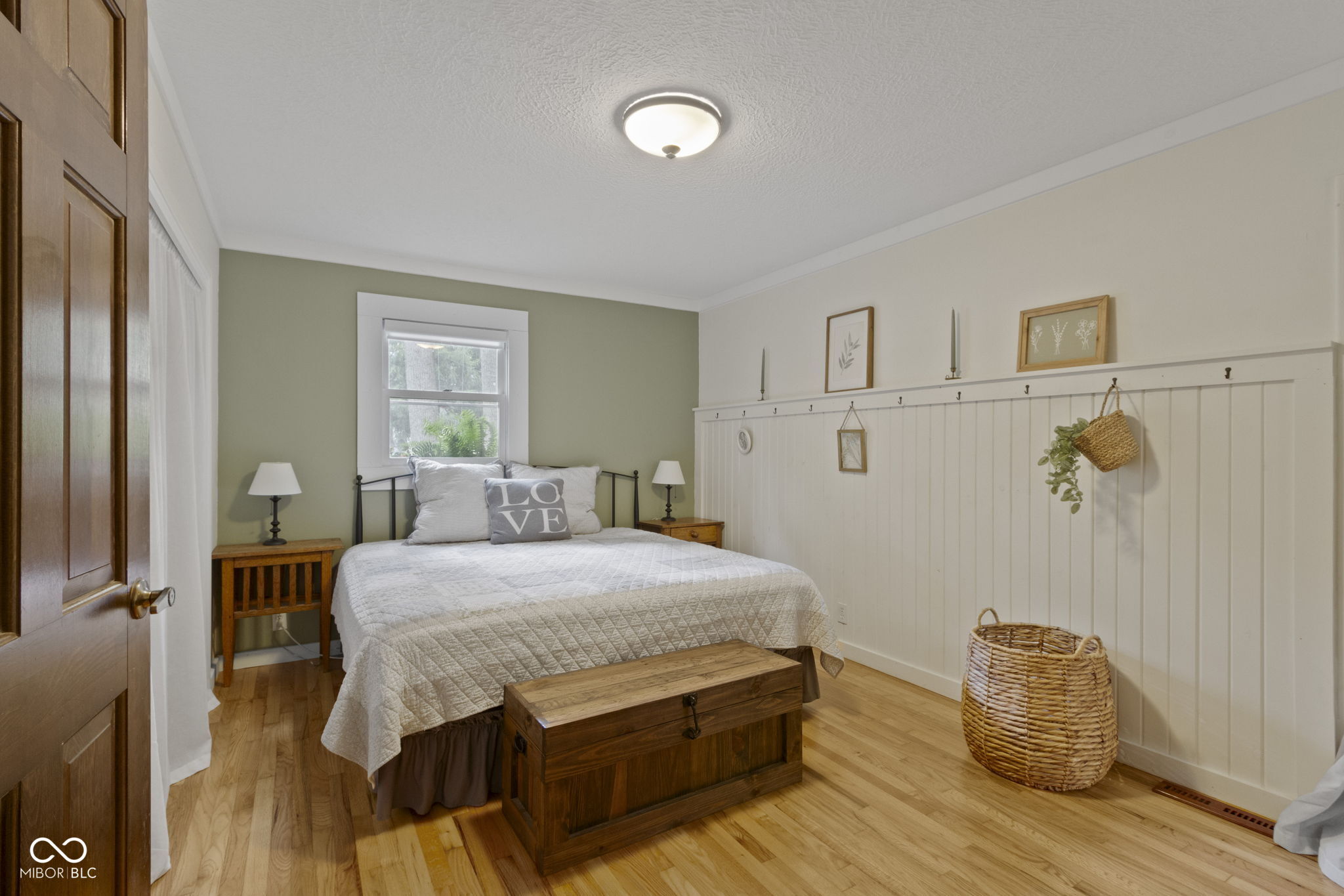 11444 Ralston Avenue