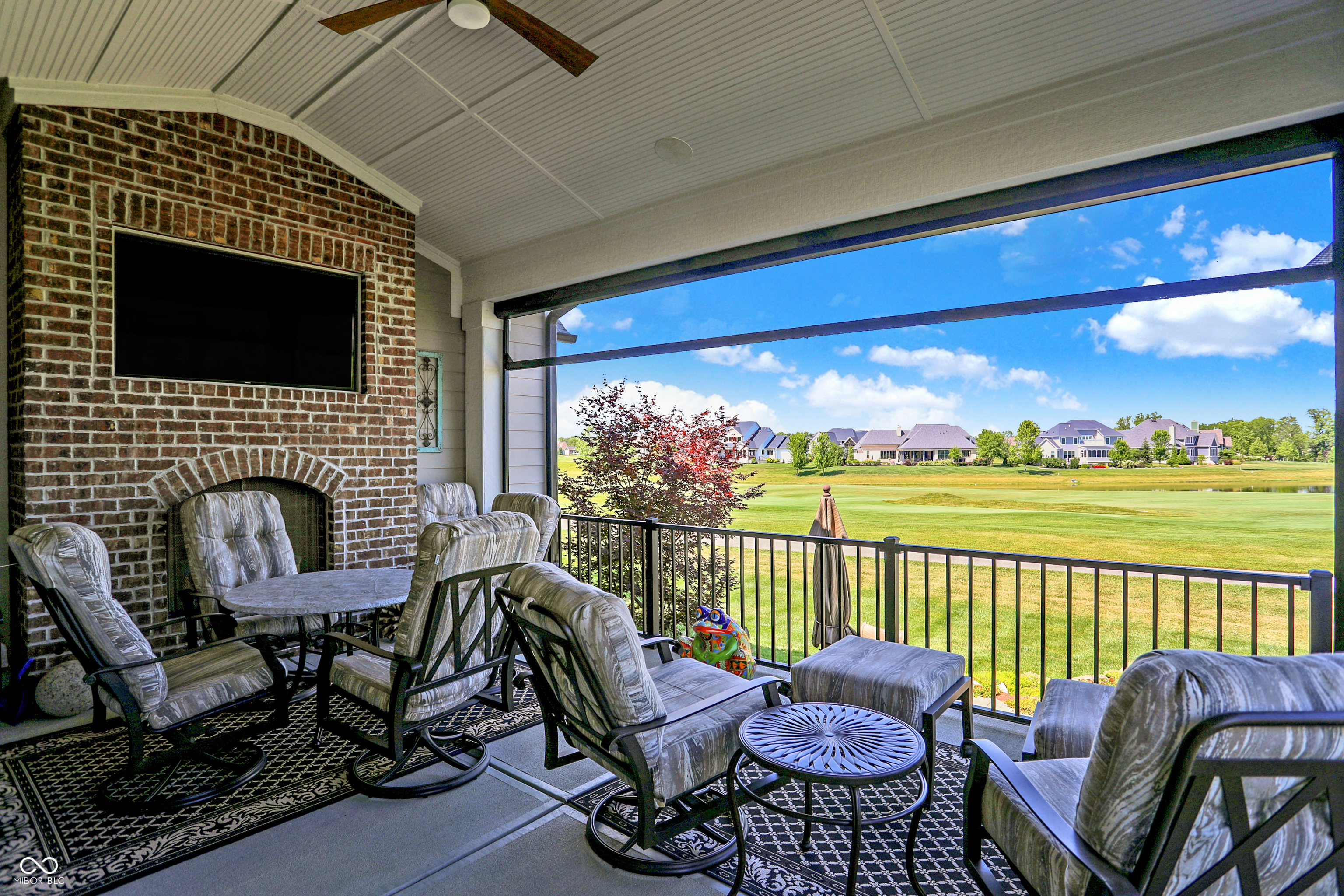 364 Chatham Hills Boulevard