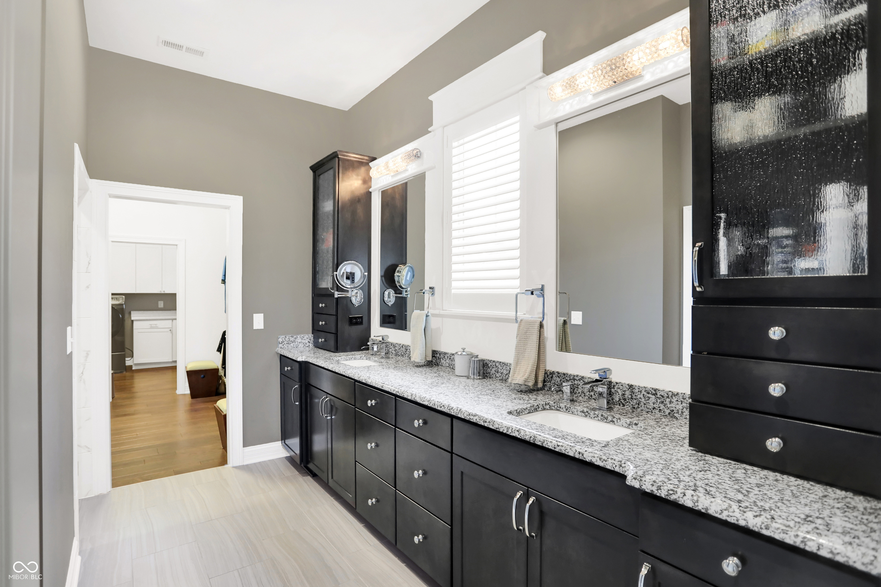 364 Chatham Hills Boulevard