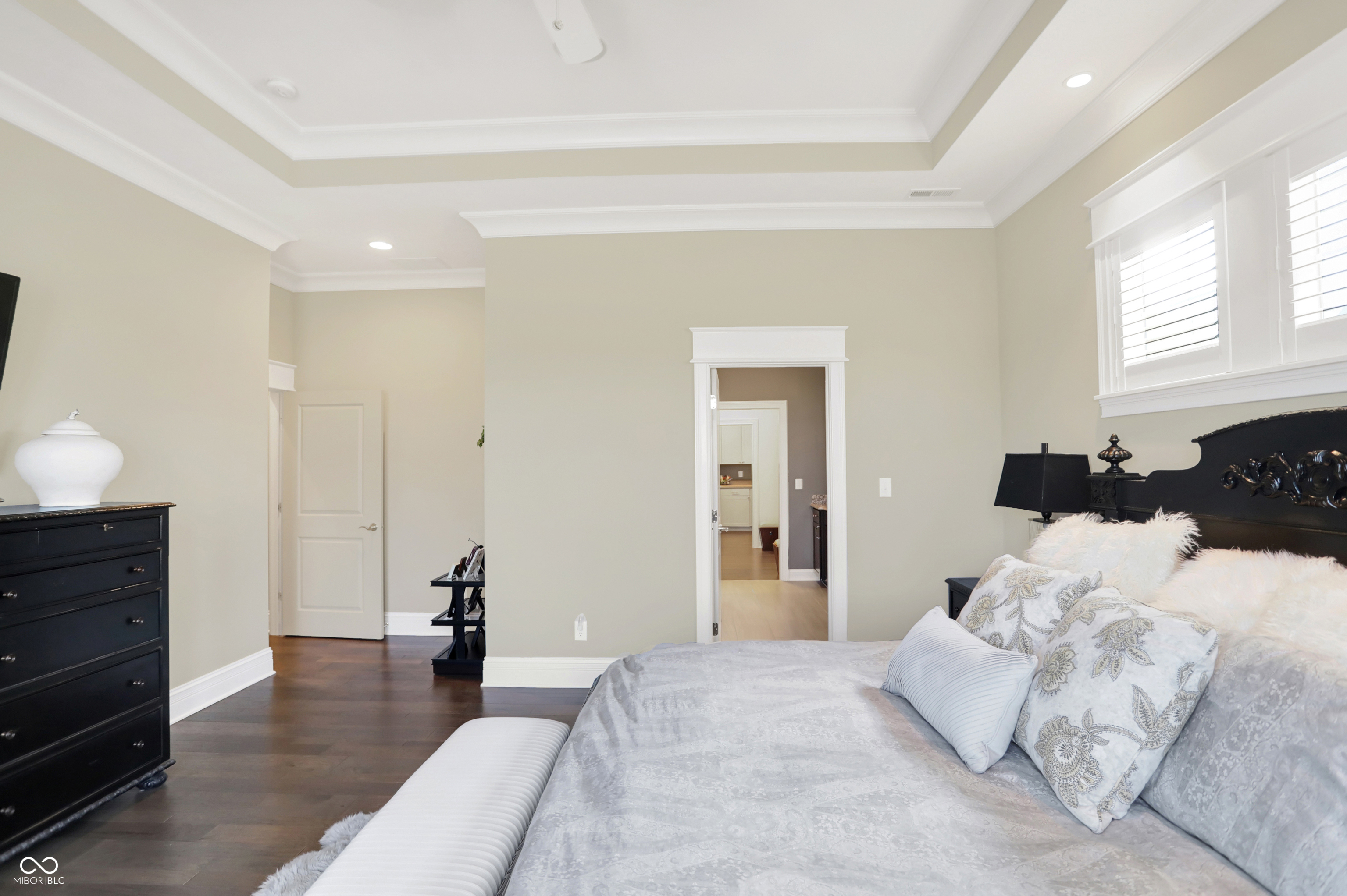 364 Chatham Hills Boulevard