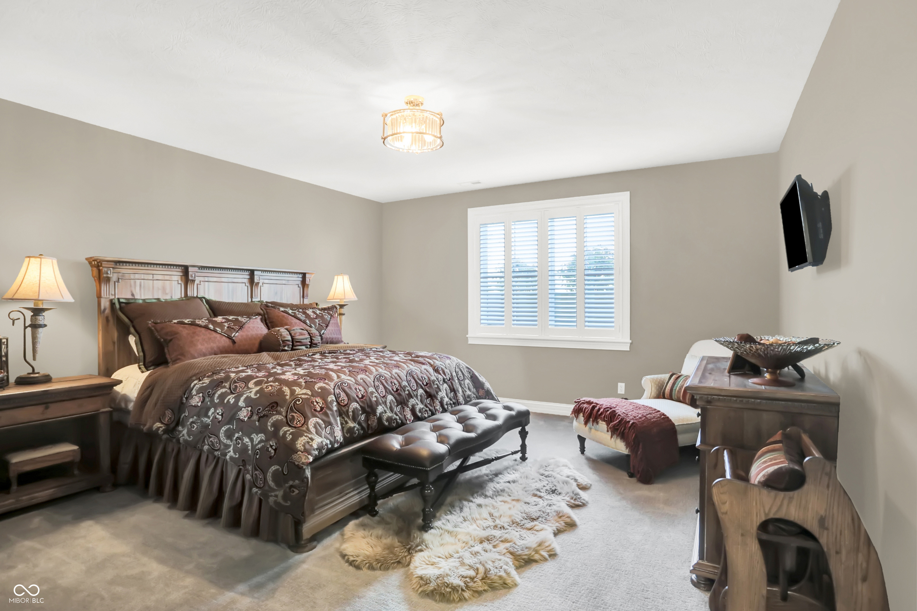 364 Chatham Hills Boulevard