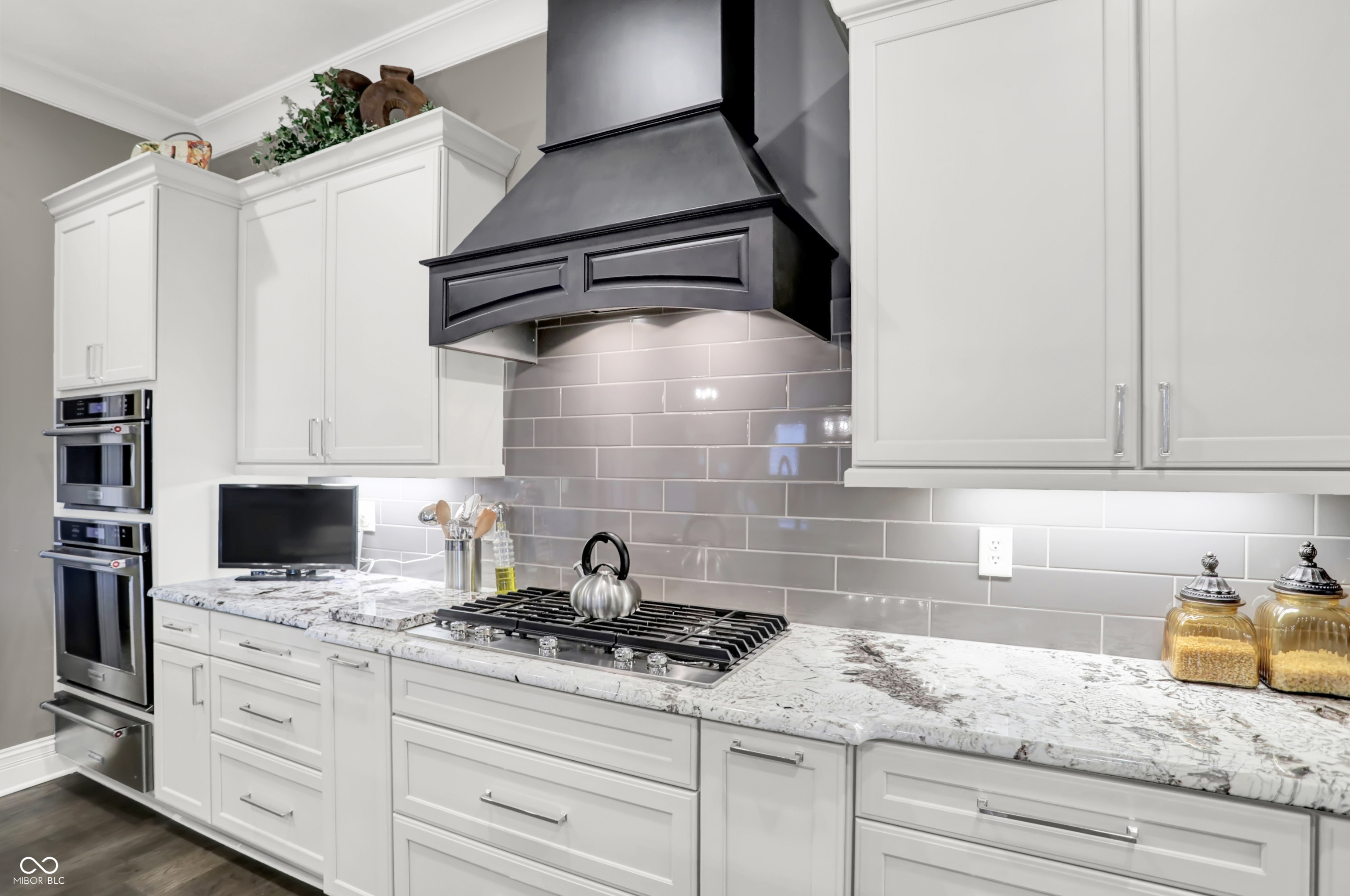 364 Chatham Hills Boulevard