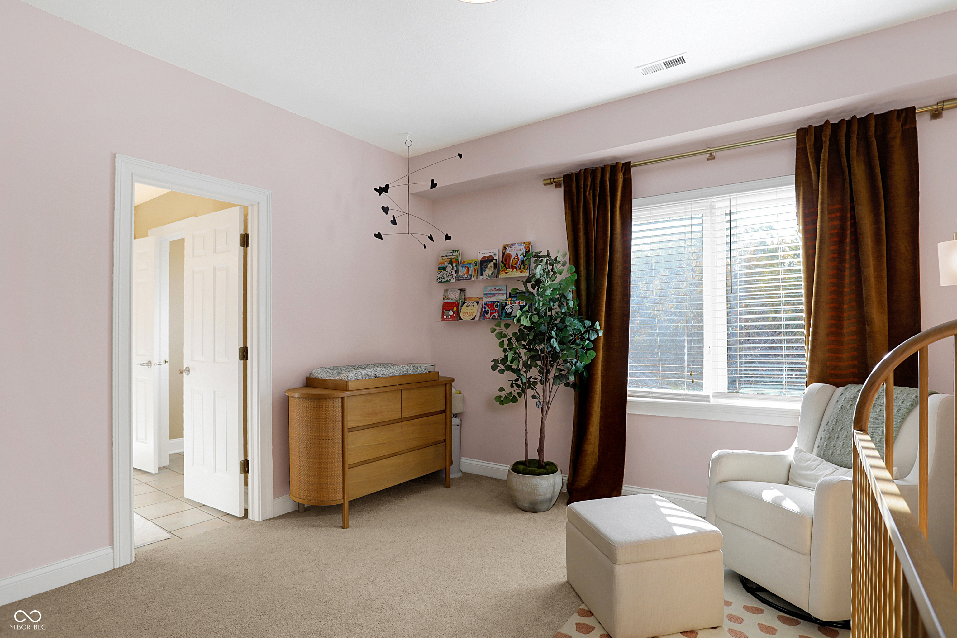 6525 Greenridge Drive