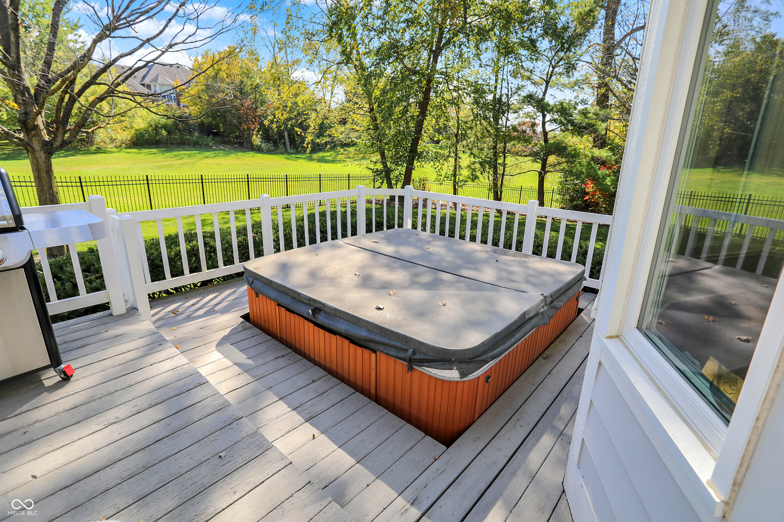 6525 Greenridge Drive