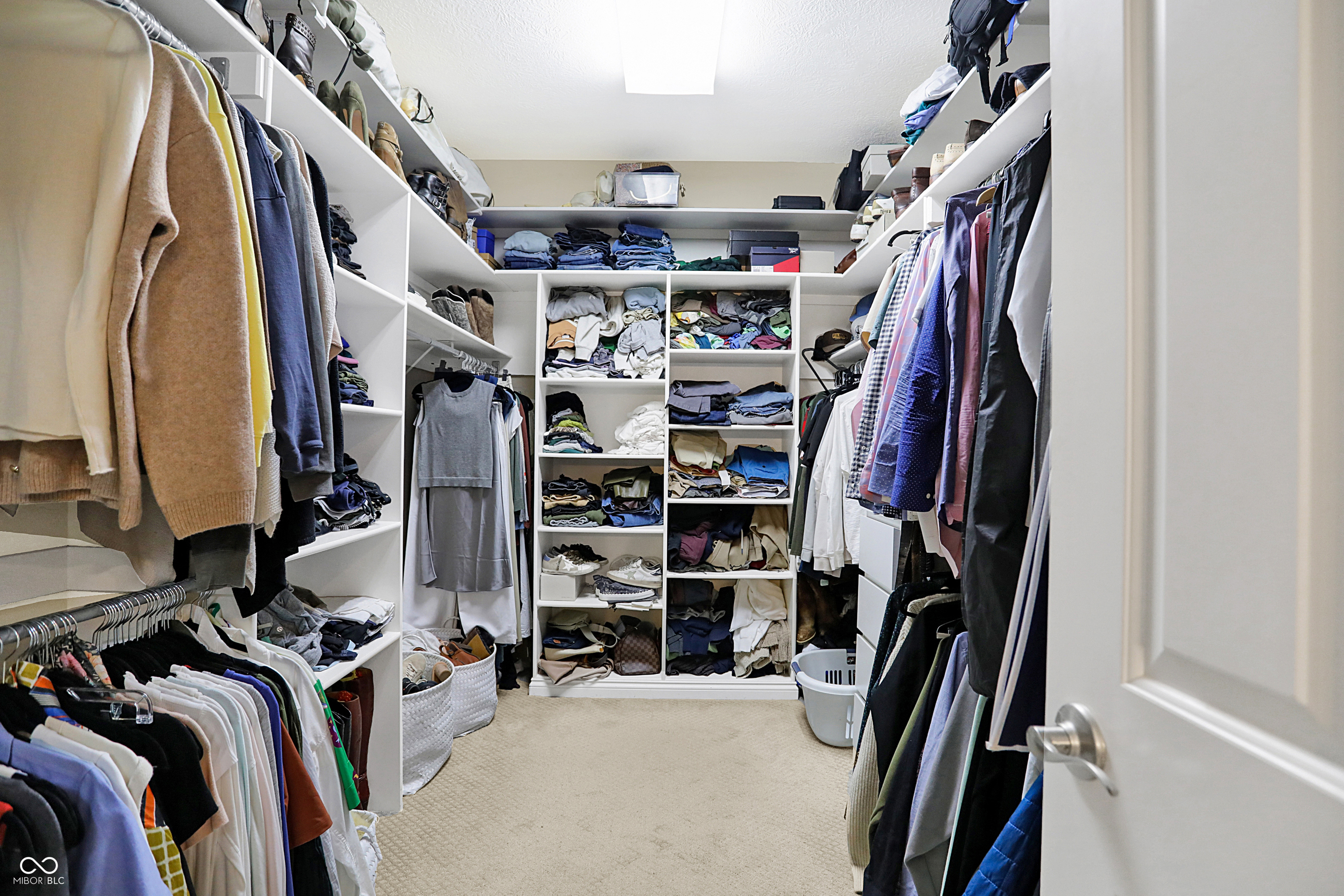 6525 Greenridge Drive