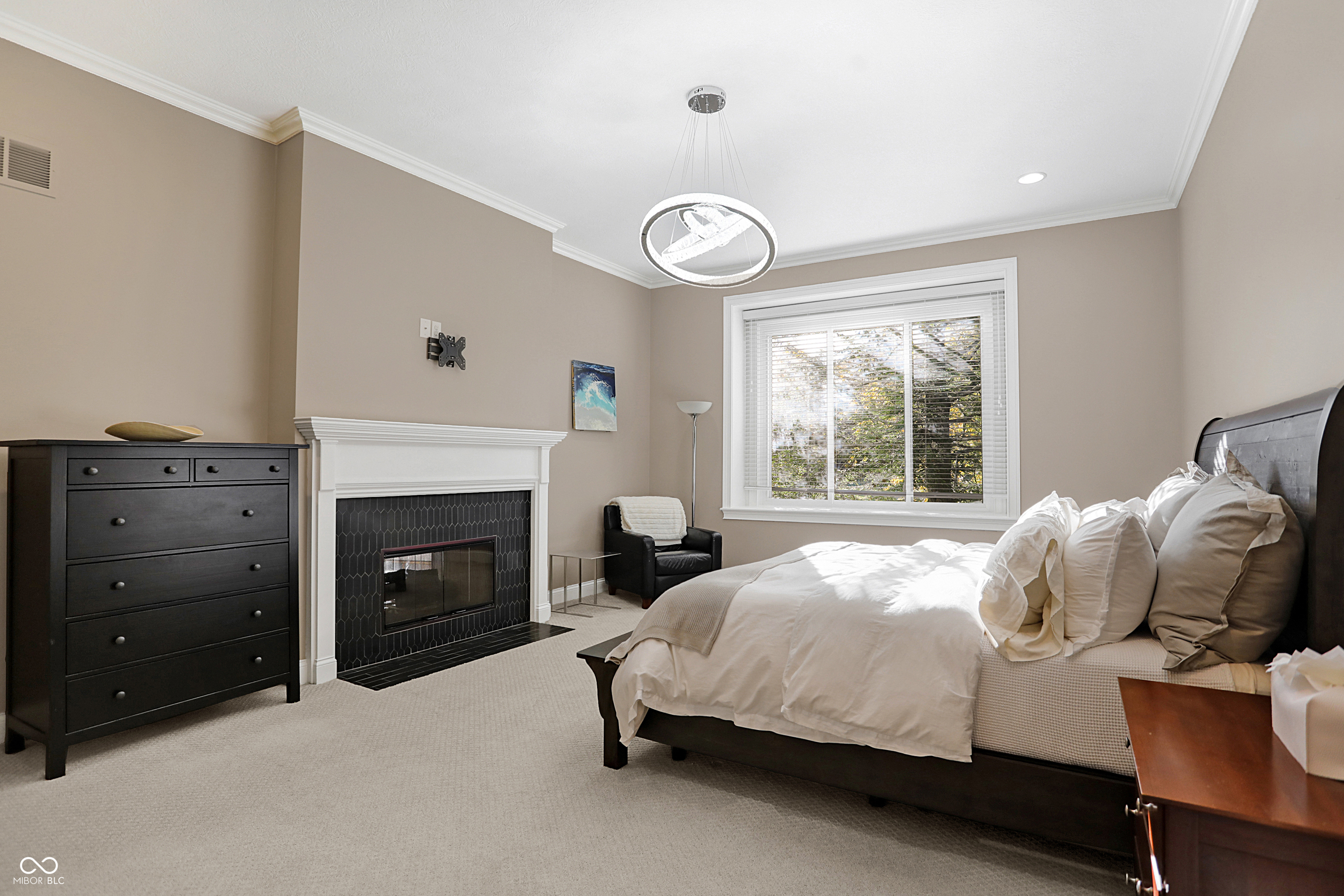 6525 Greenridge Drive