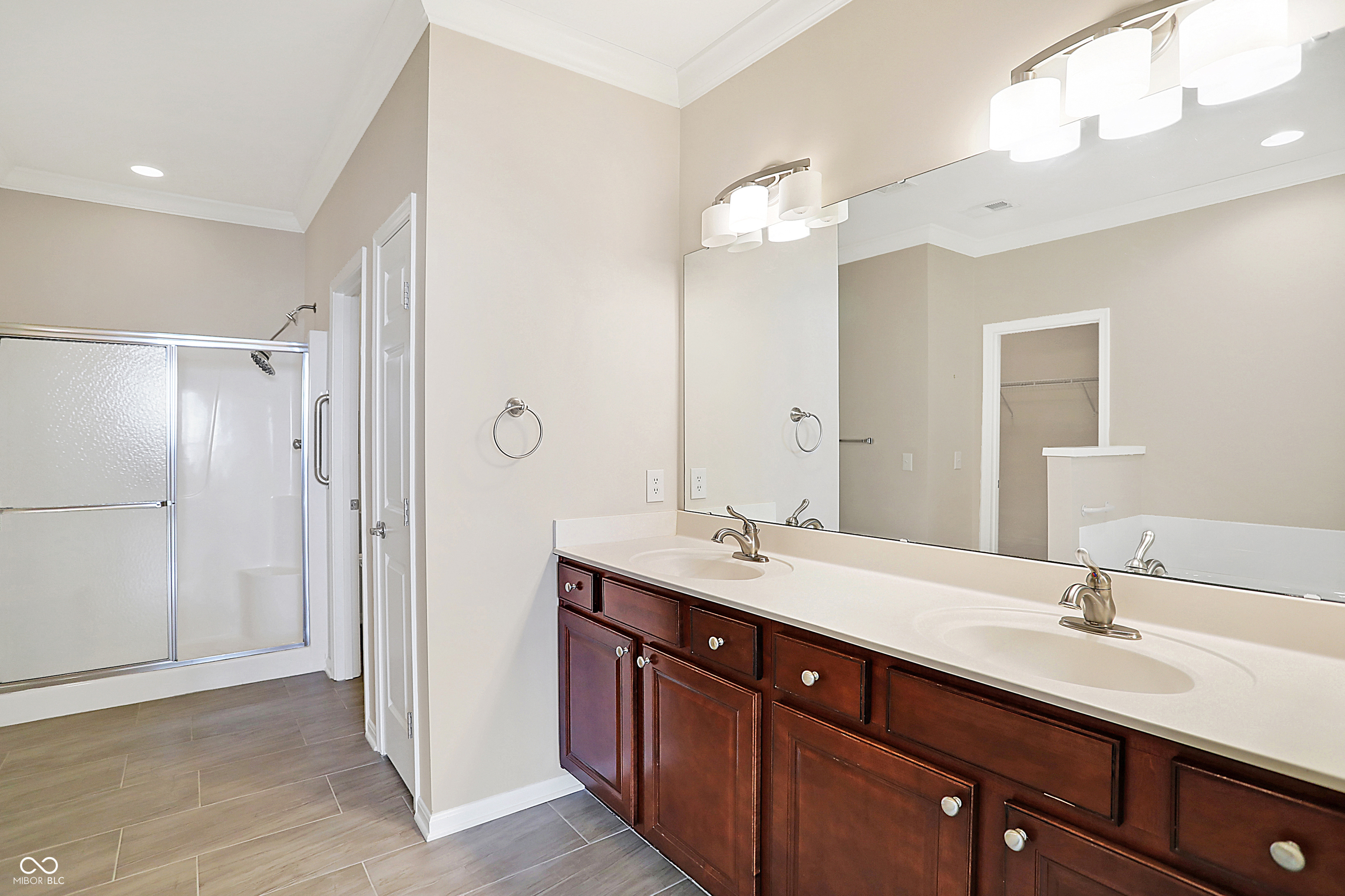 3457 Heathcliff Court