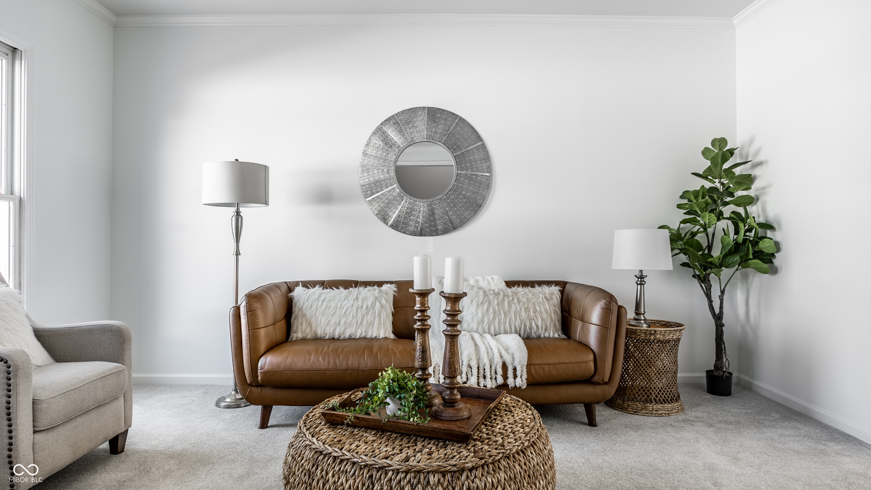 2541 Royal Boulevard