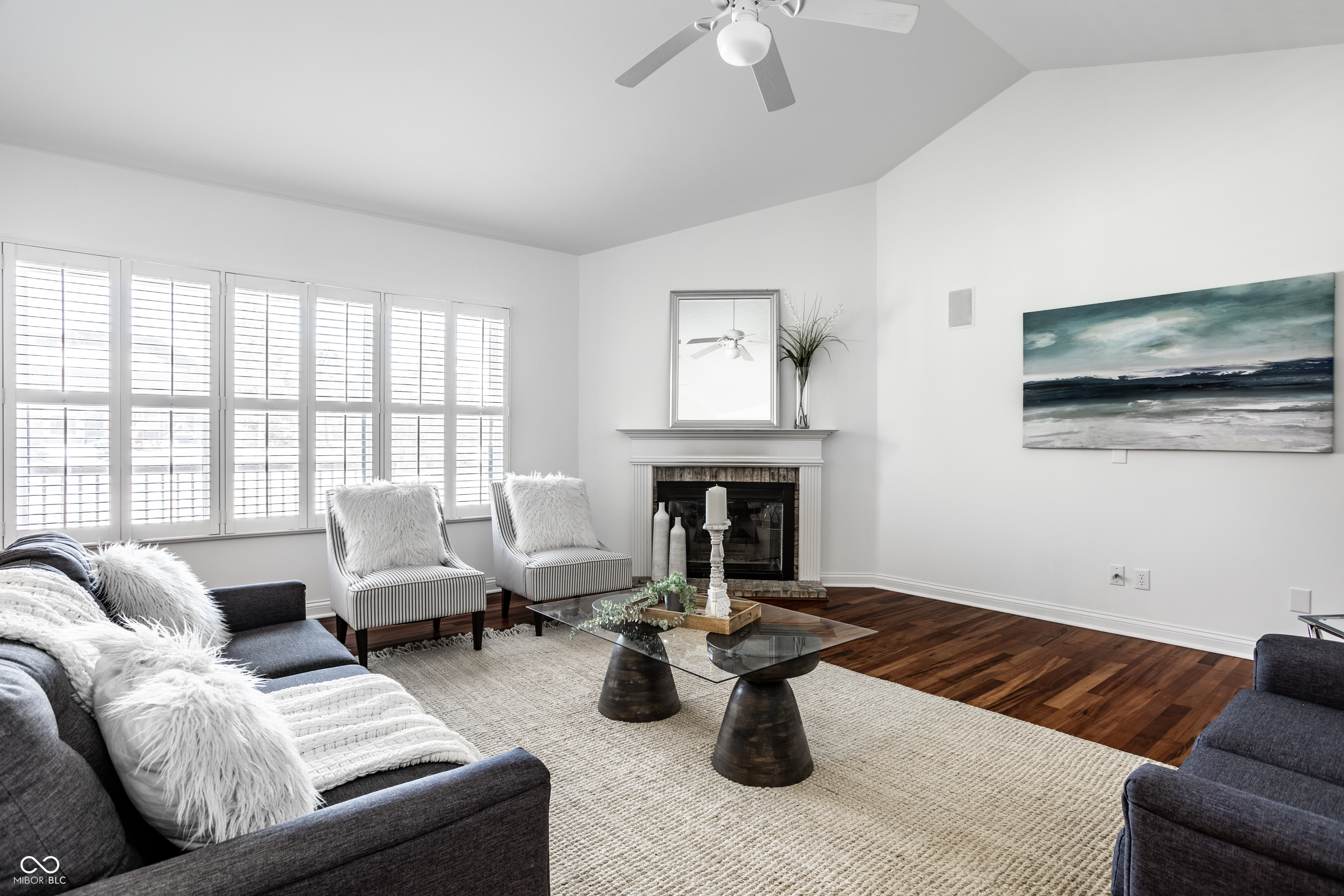 2541 Royal Boulevard