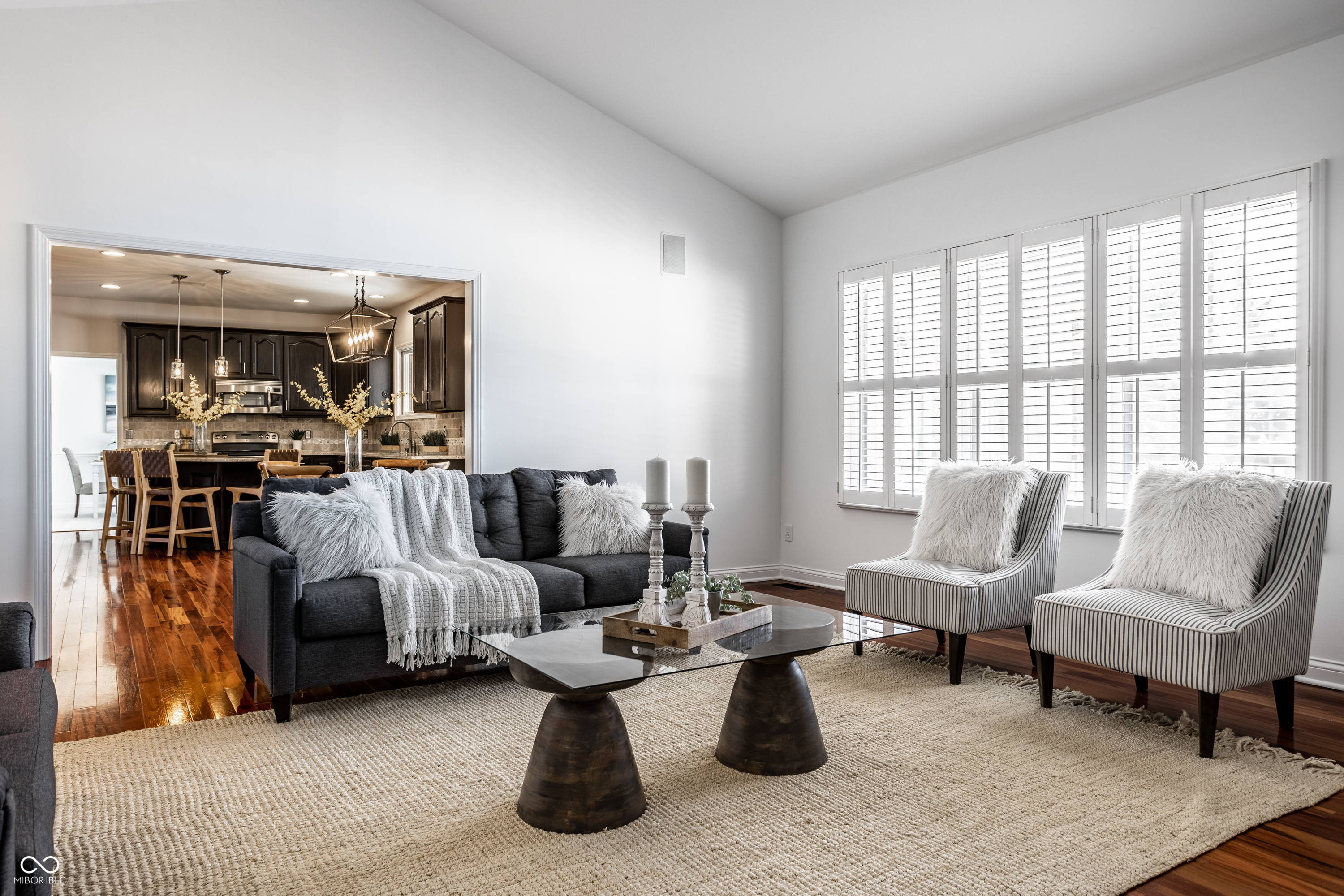 2541 Royal Boulevard