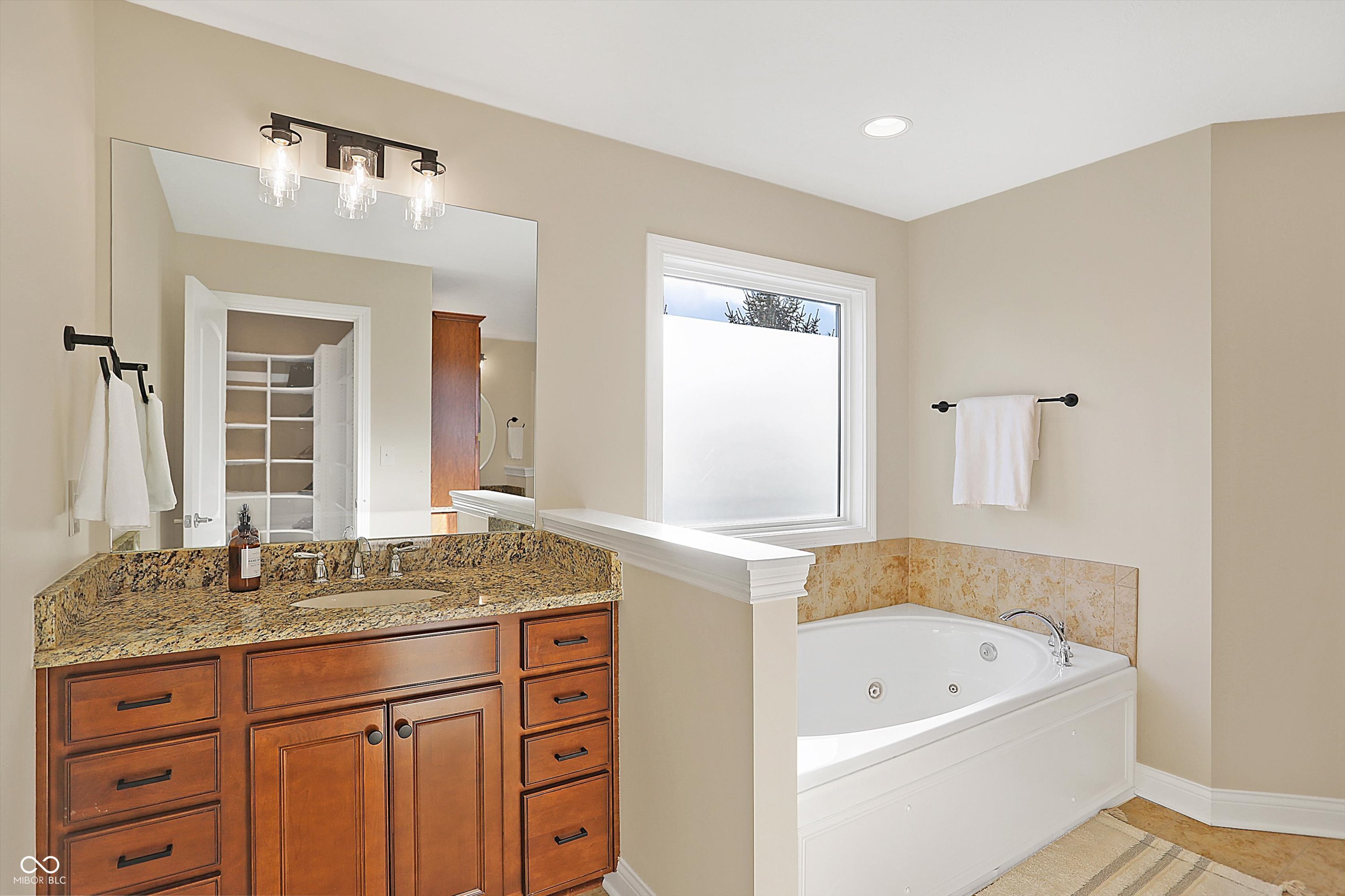 15110 Champion Circle