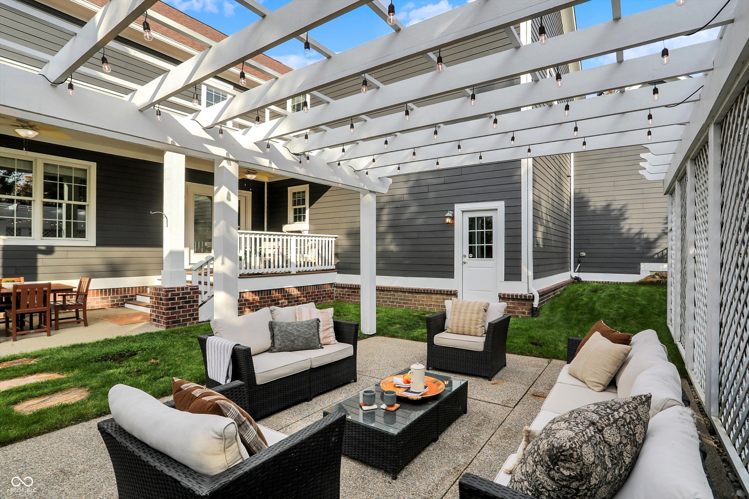 15110 Champion Circle