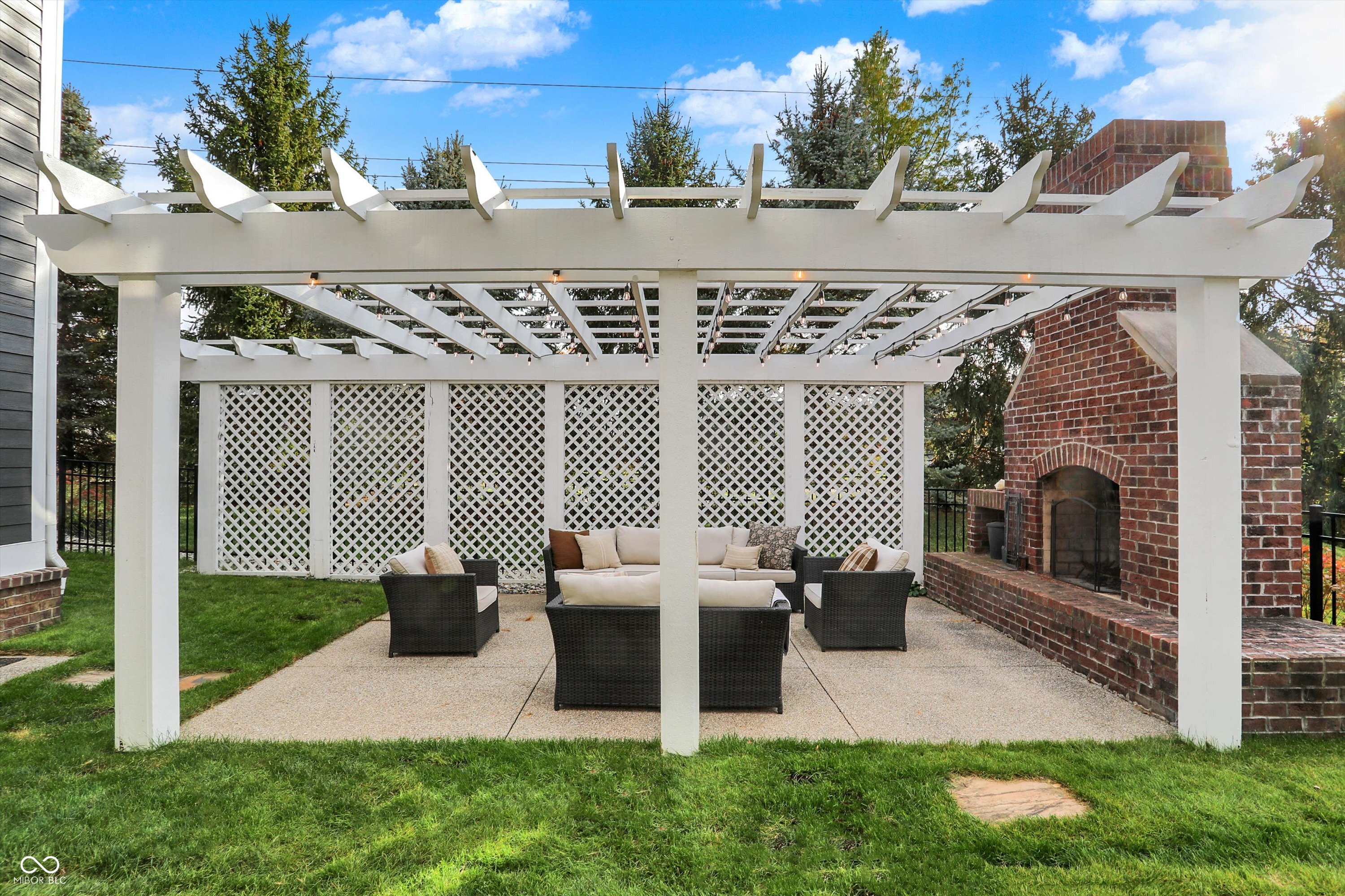 15110 Champion Circle