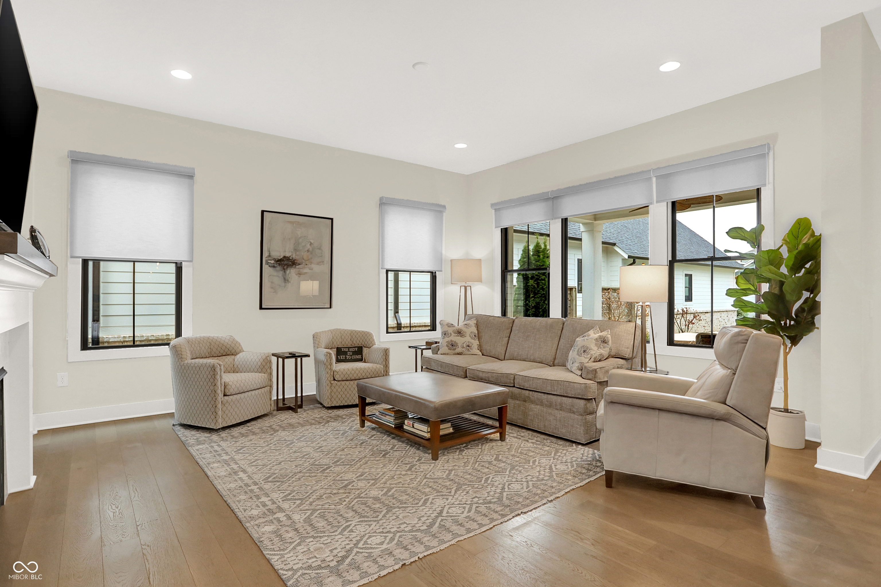 15004 Oak Hollow Lane E