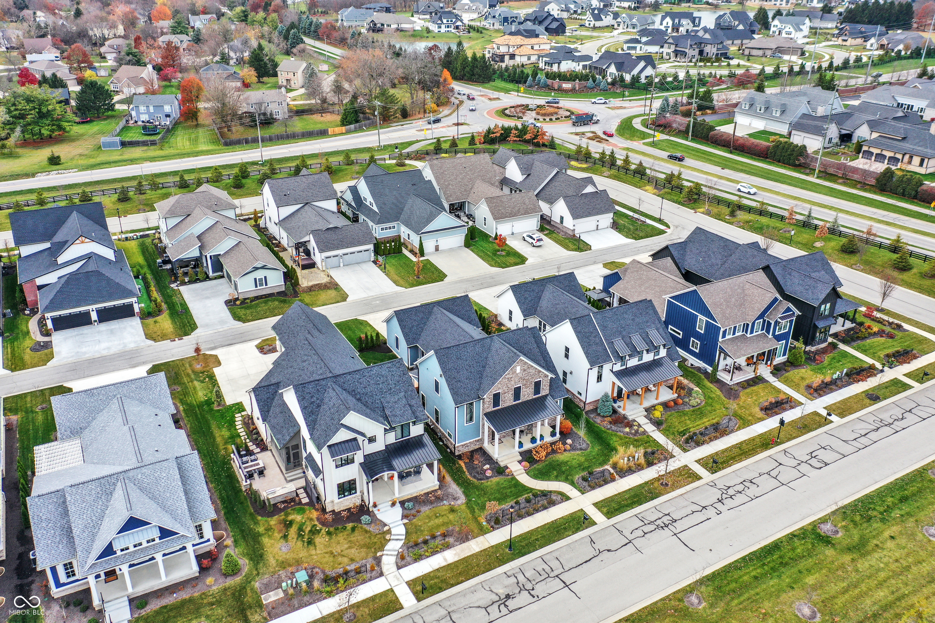 15004 Oak Hollow Lane E