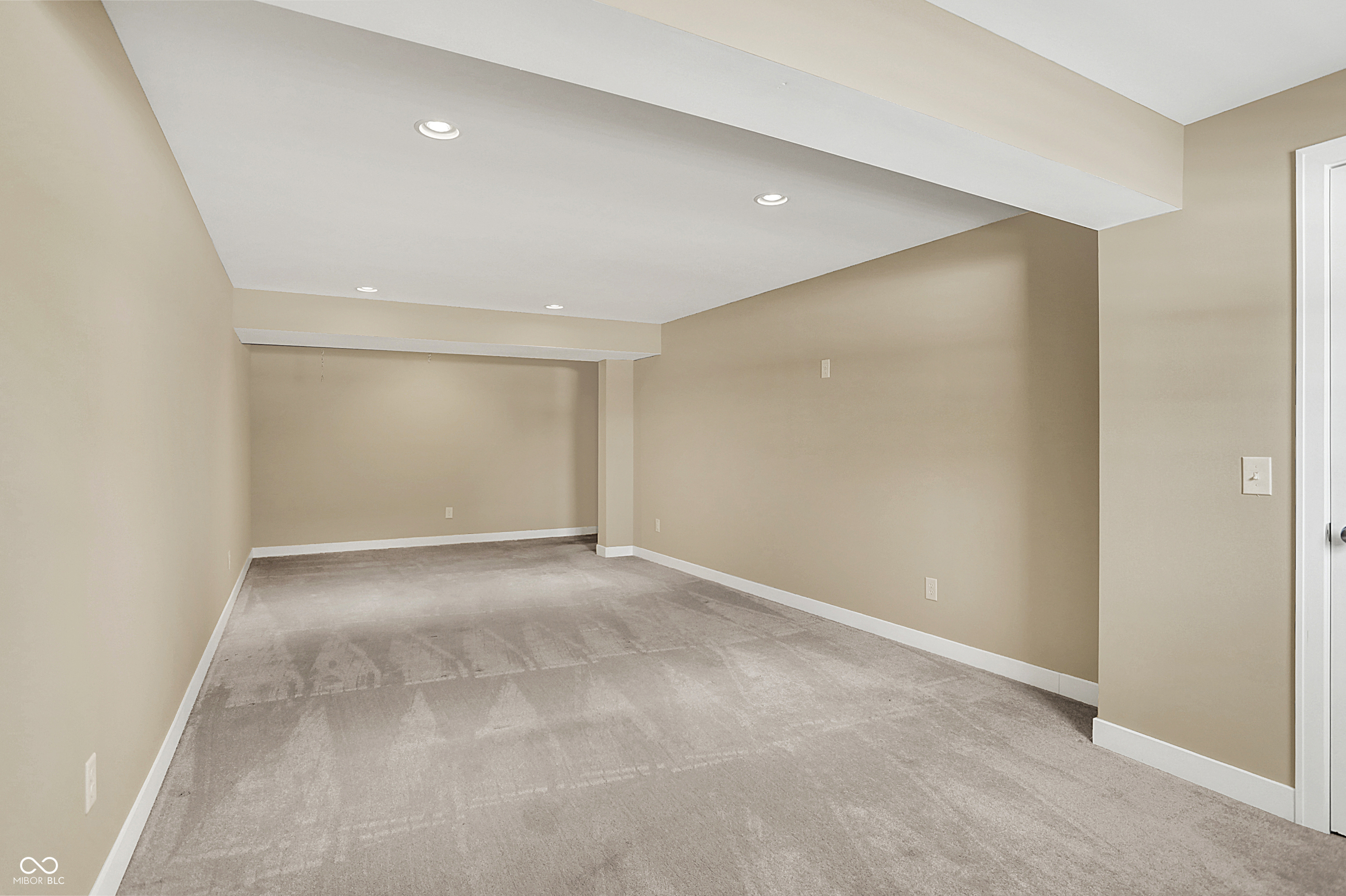 14905 W Blackwolf Run Drive