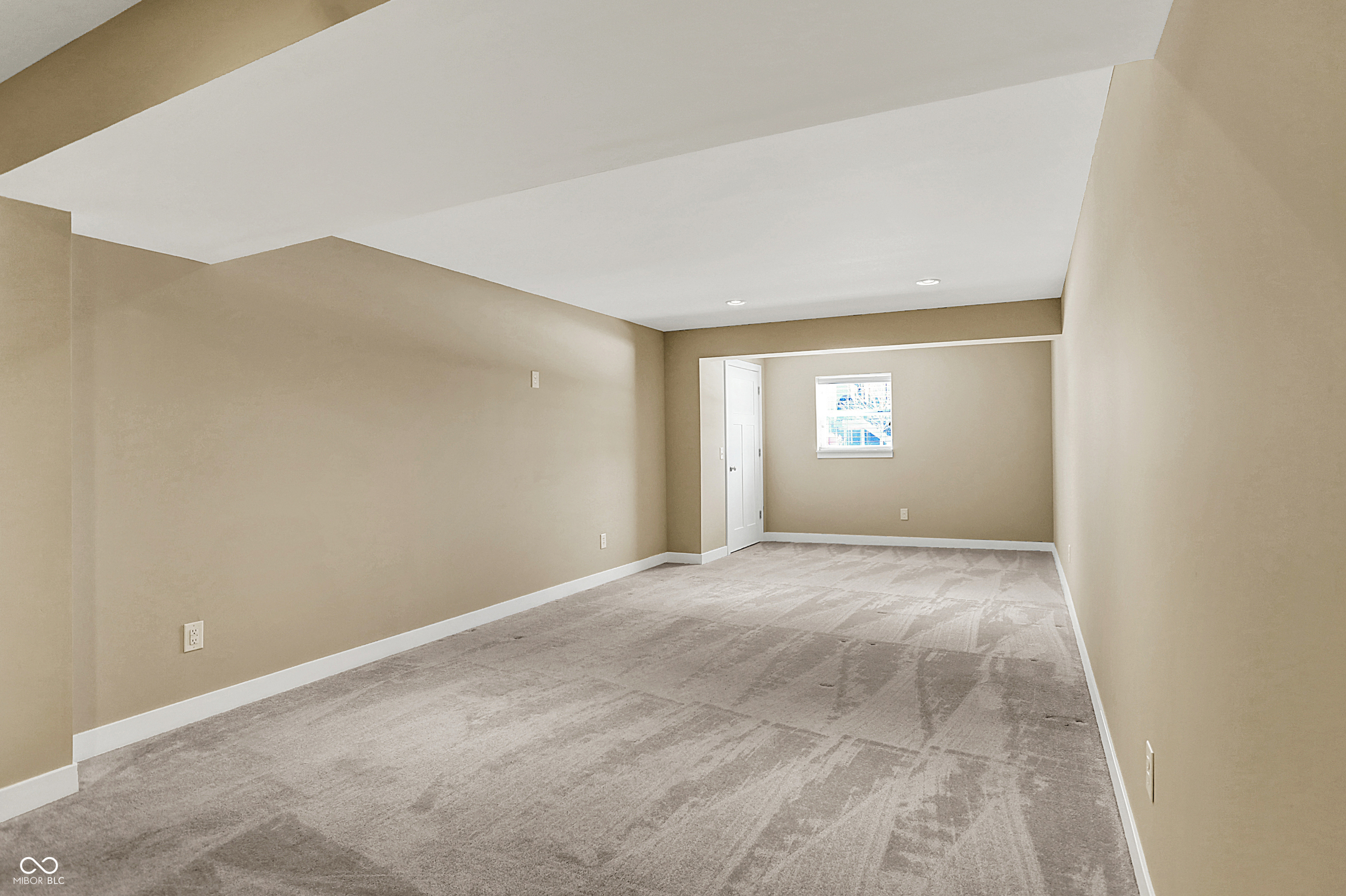 14905 W Blackwolf Run Drive