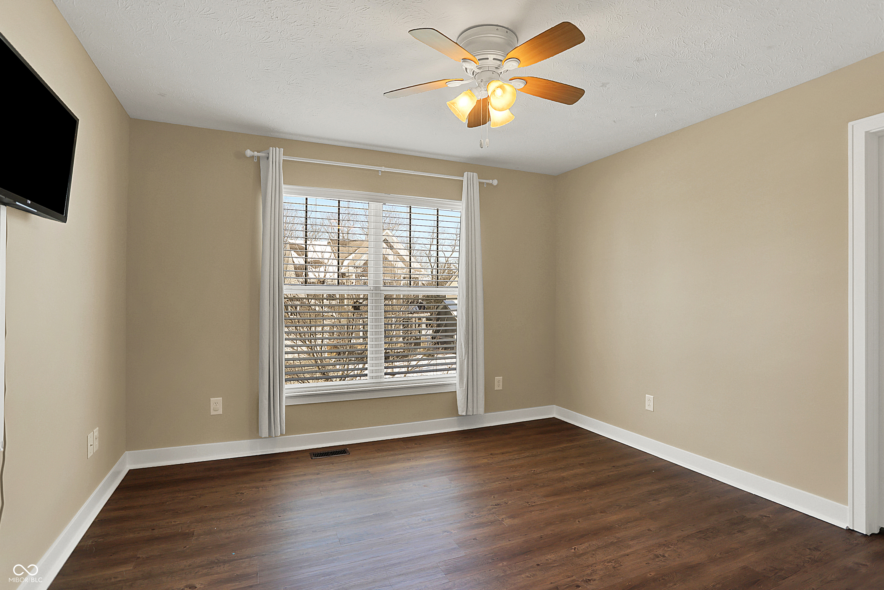 14905 W Blackwolf Run Drive