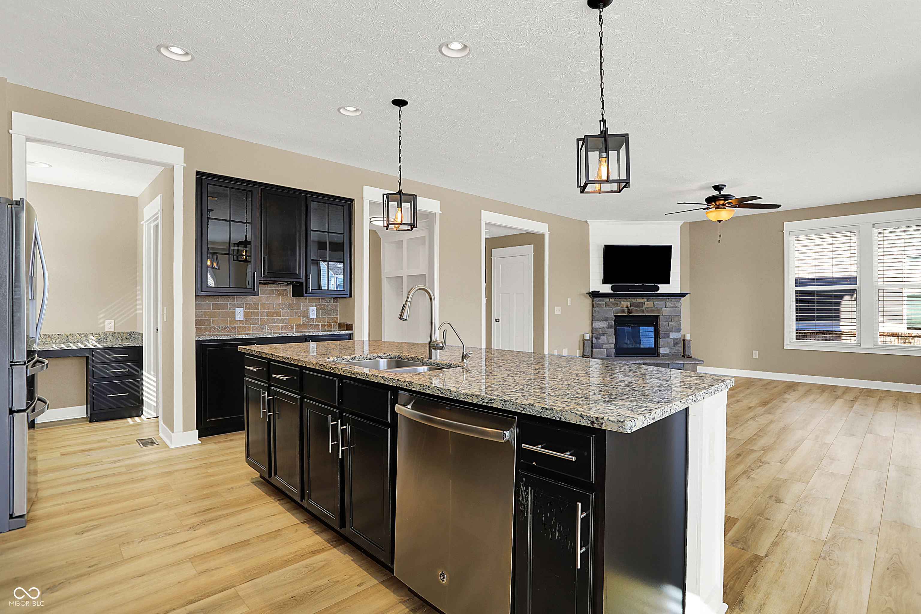 14905 W Blackwolf Run Drive