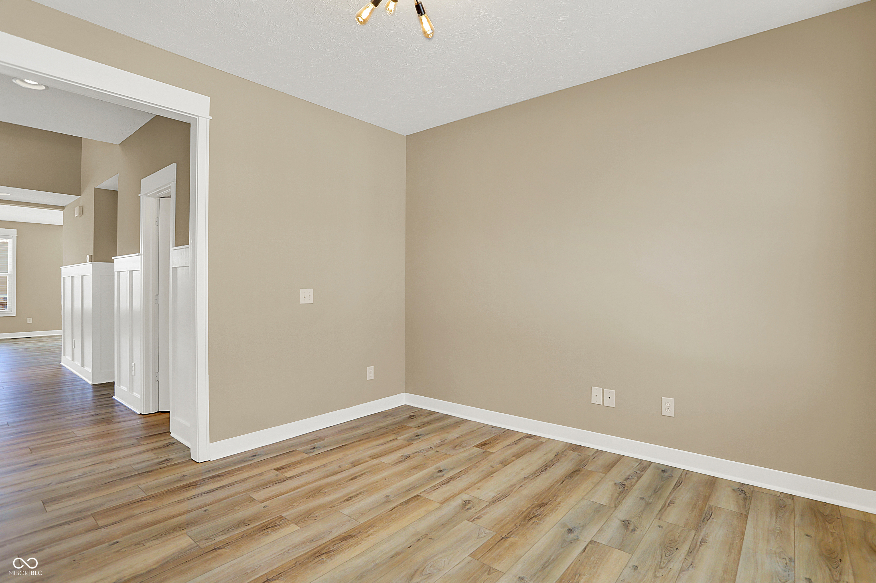 14905 W Blackwolf Run Drive