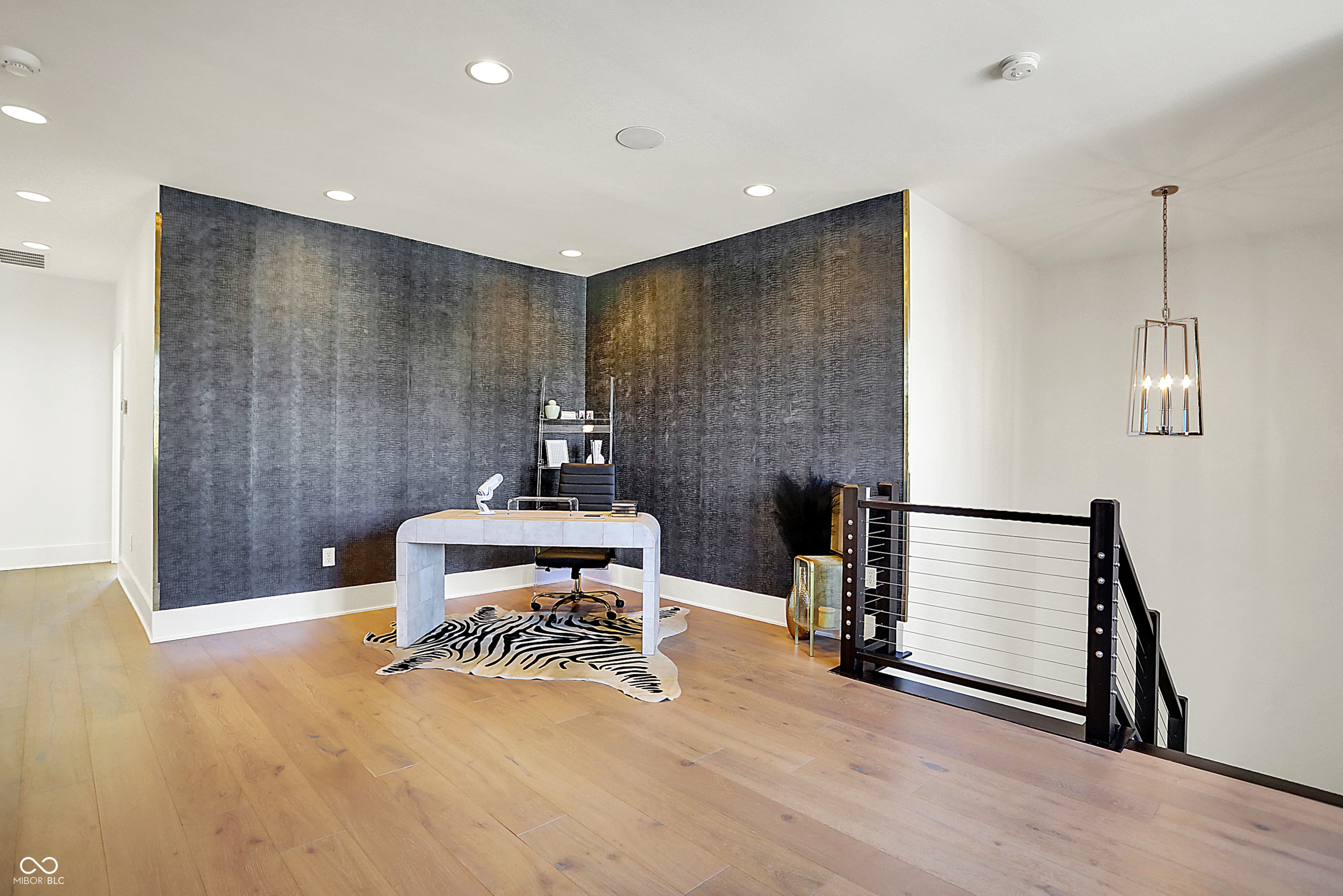 565 Old Ashbury Road