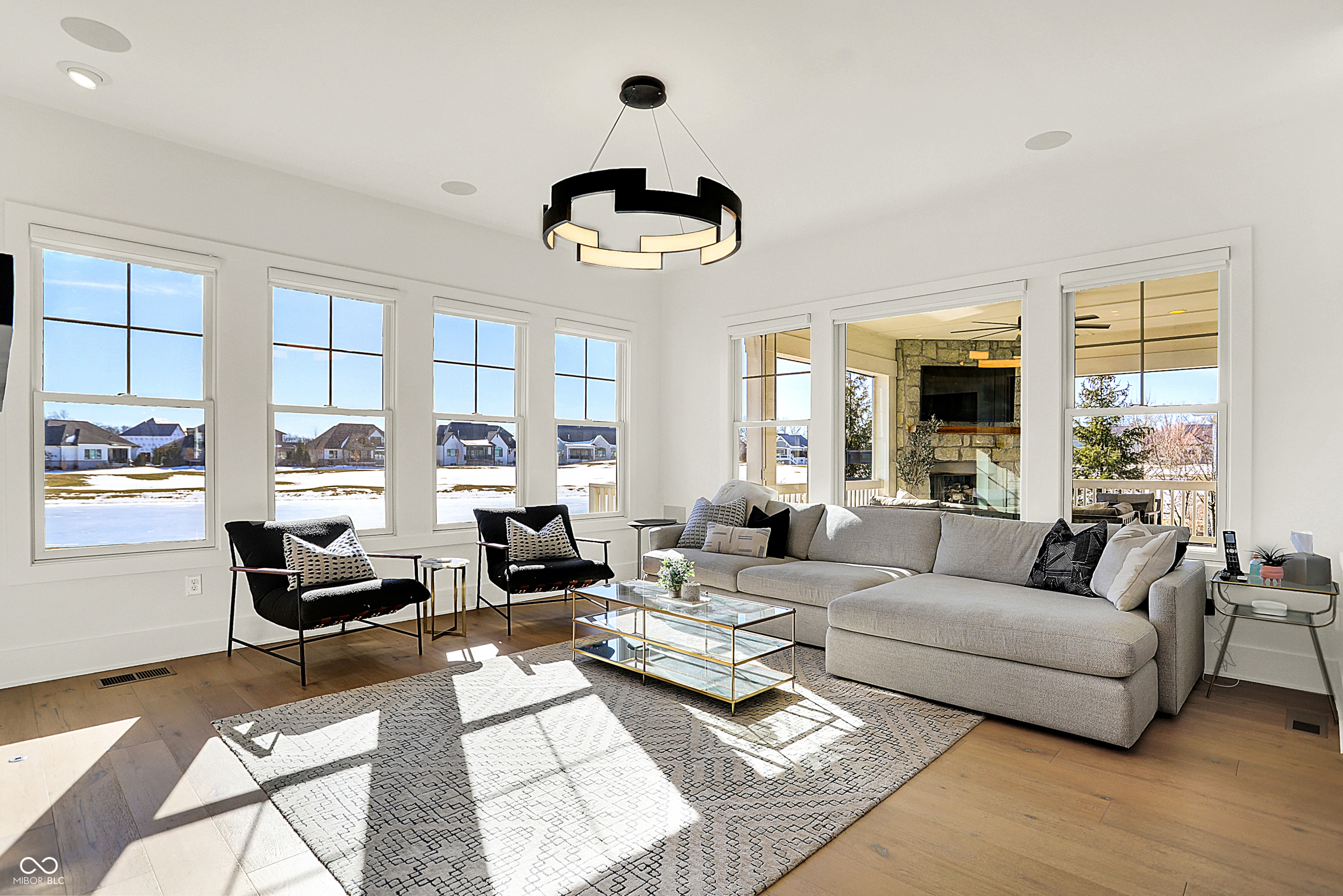 565 Old Ashbury Road