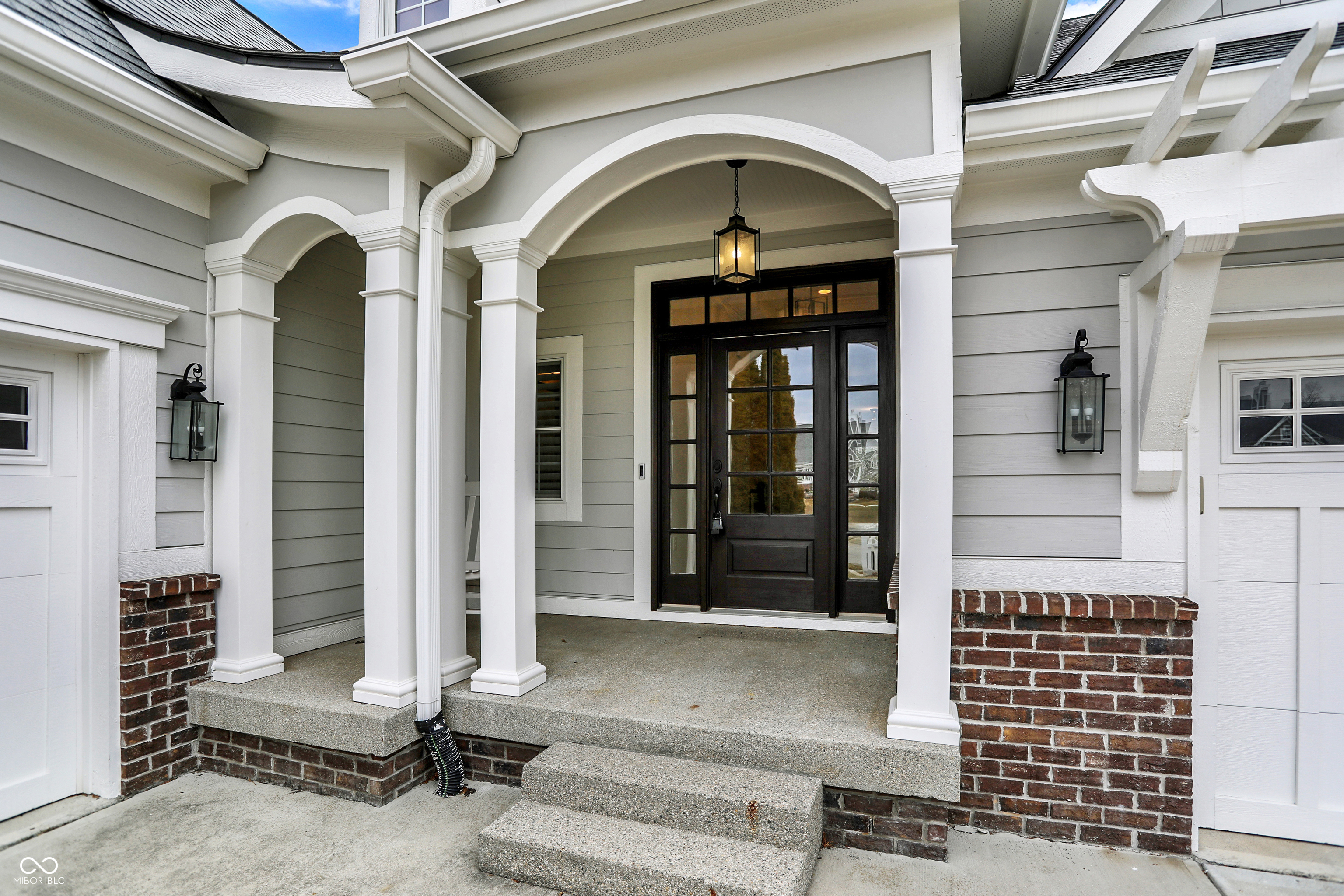 15745 Market Center Drive