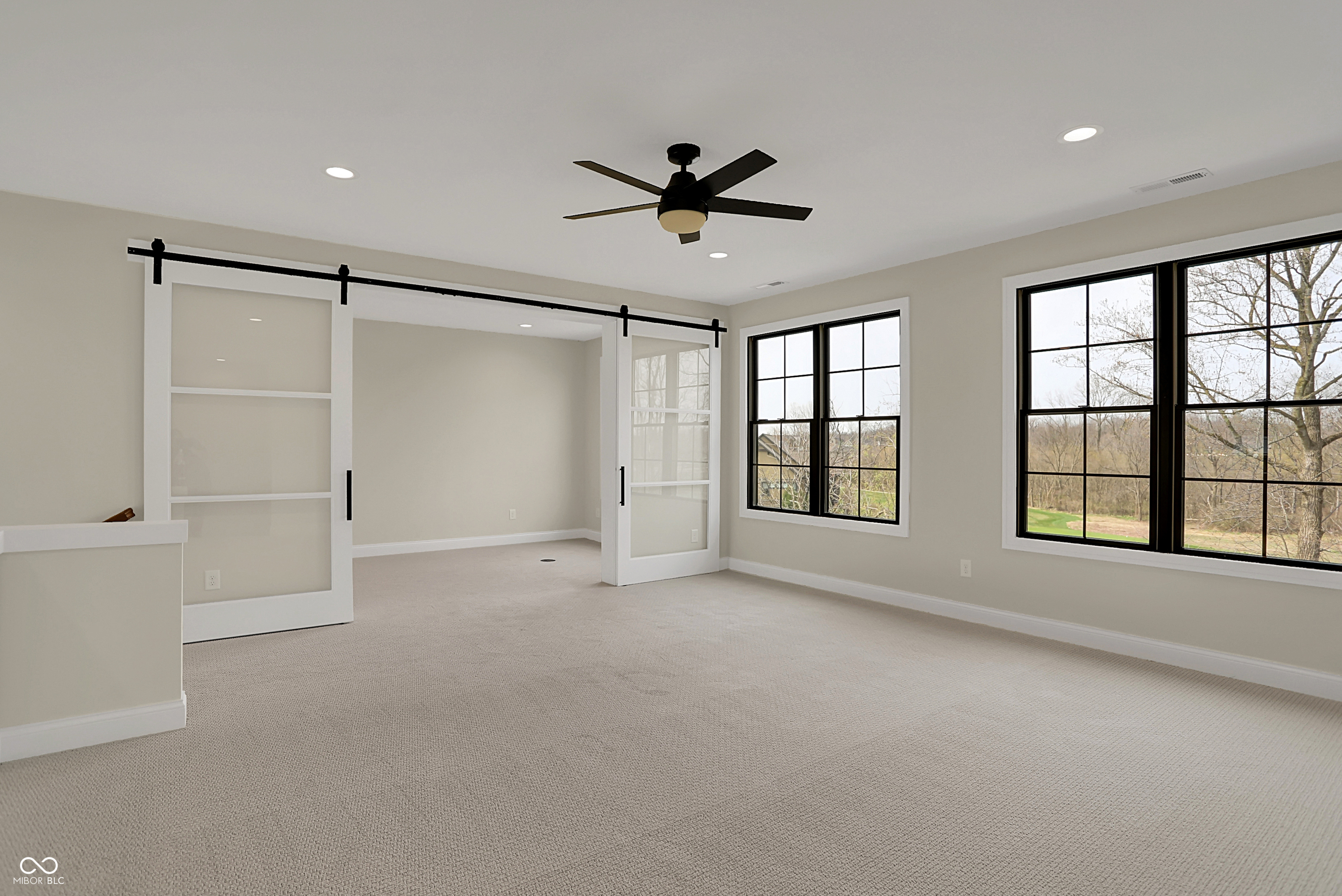 908 Oak Terrace Road