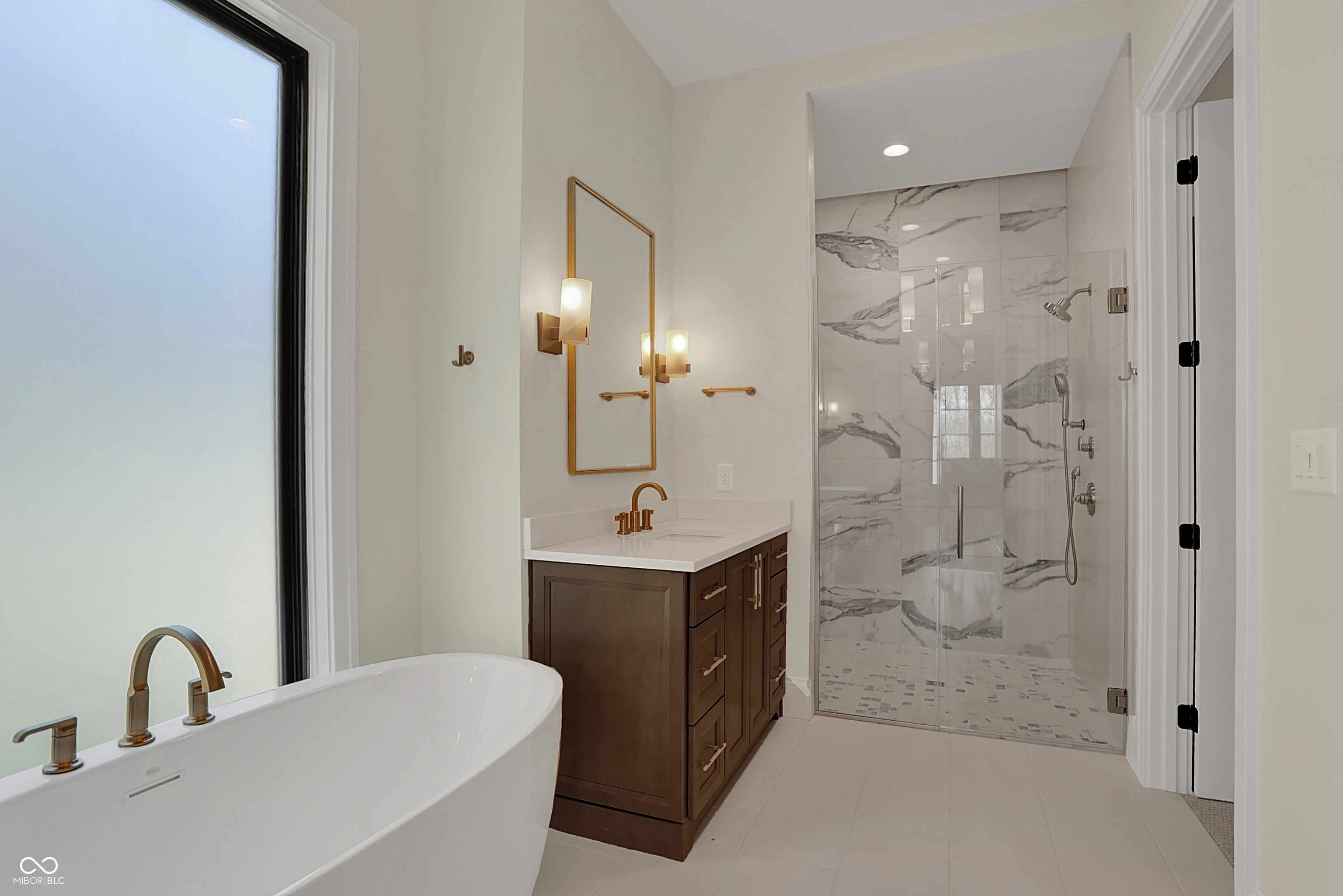 908 Oak Terrace Road